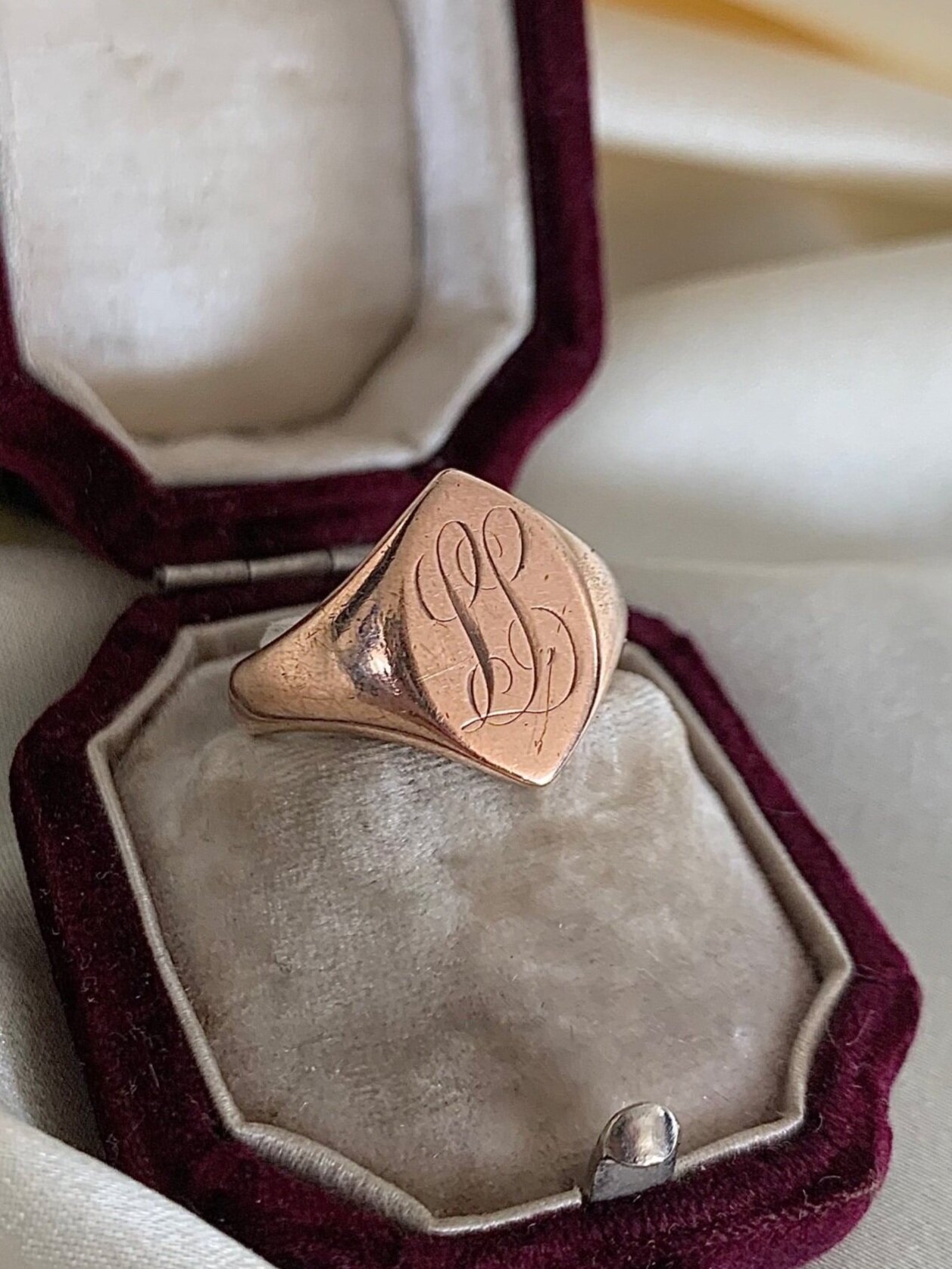 0423C9EE-2057-4E95-AA50-CB9421676ED1