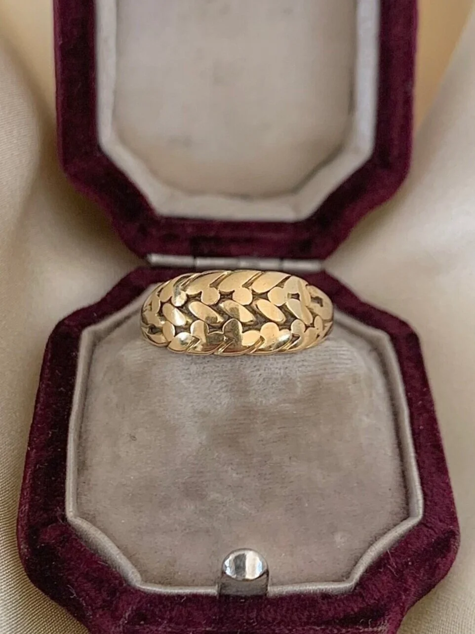 1C2946BF-EA92-4EF3-92B4-D5F2A7C89FC6