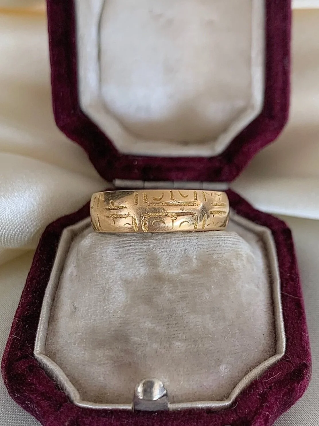 CE802BA8-8A51-4FD4-A656-27467D72B539