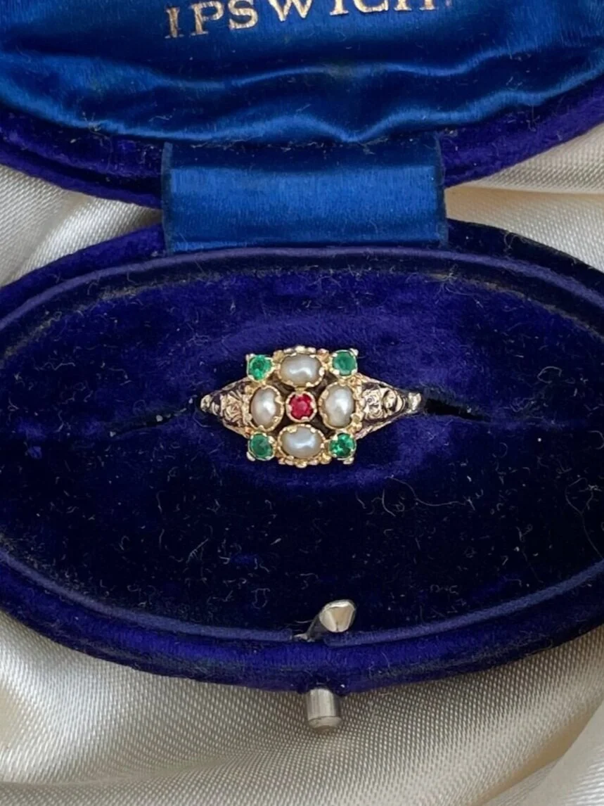 B162EF4B-14B0-4D8D-BB35-CF2AE50CD3D0