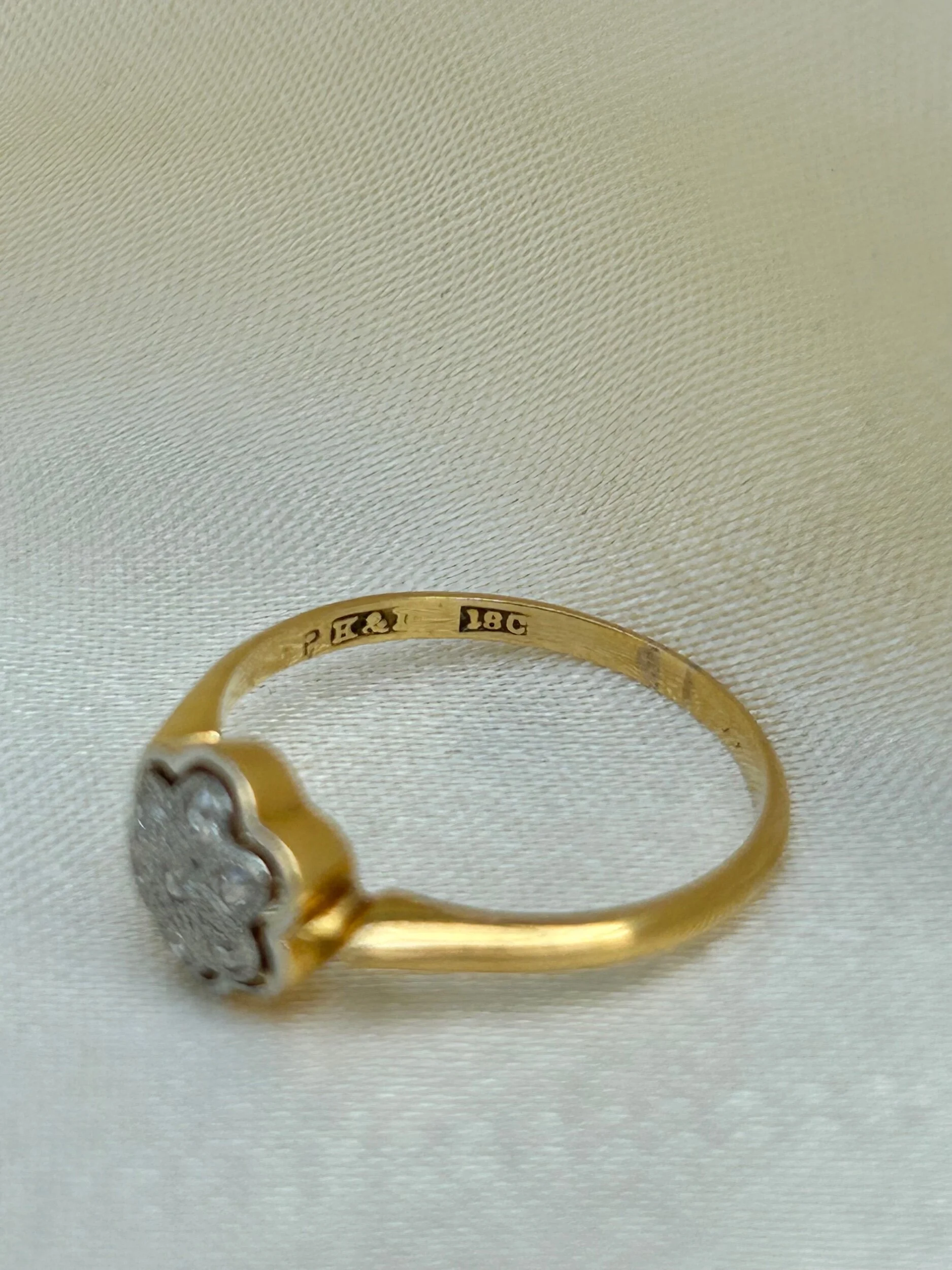 43778BCC-0917-4E7B-8C01-32284933B273