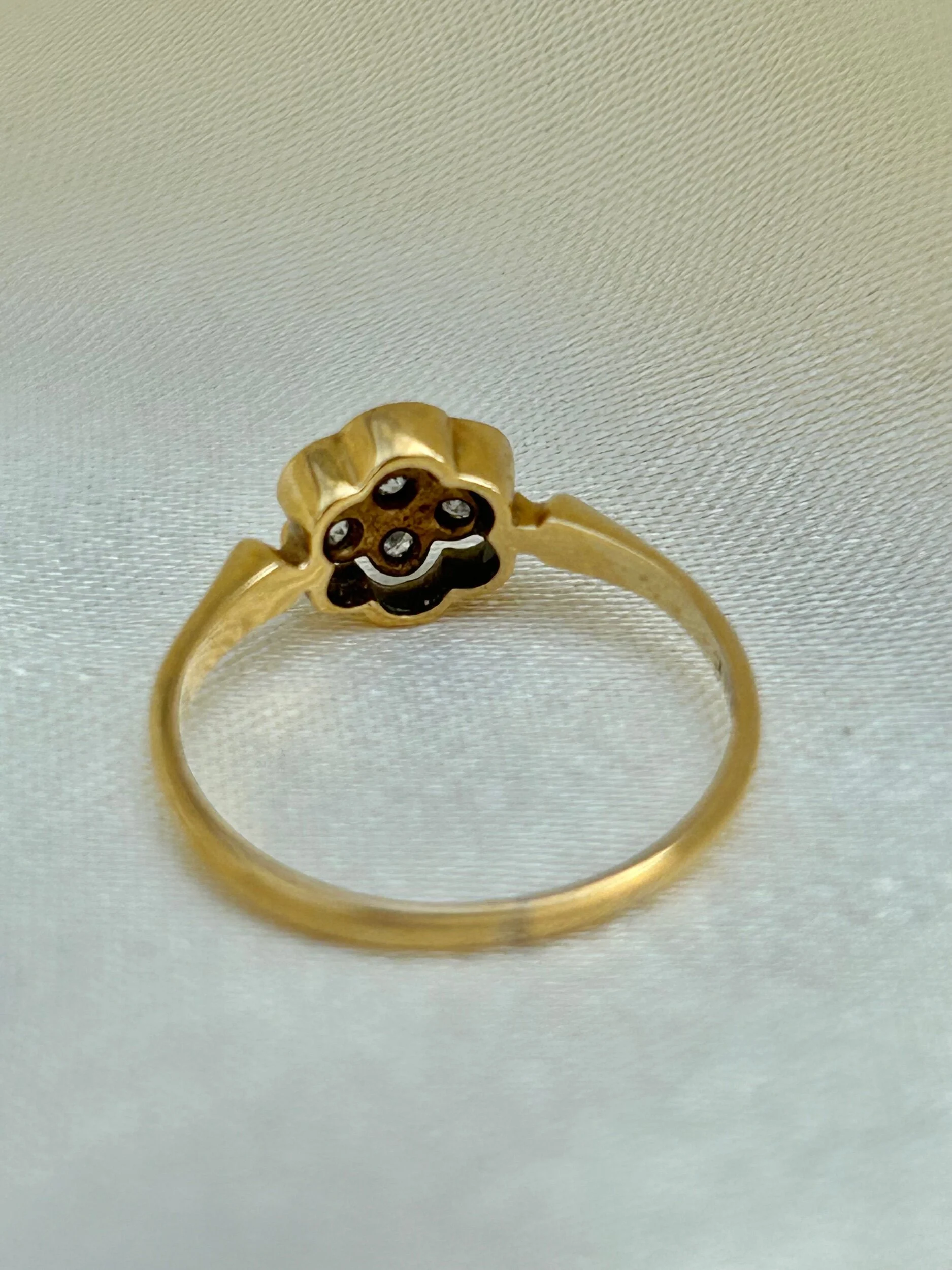 3AA330B7-2FBC-4C0E-864A-8BFDF3D60E7B