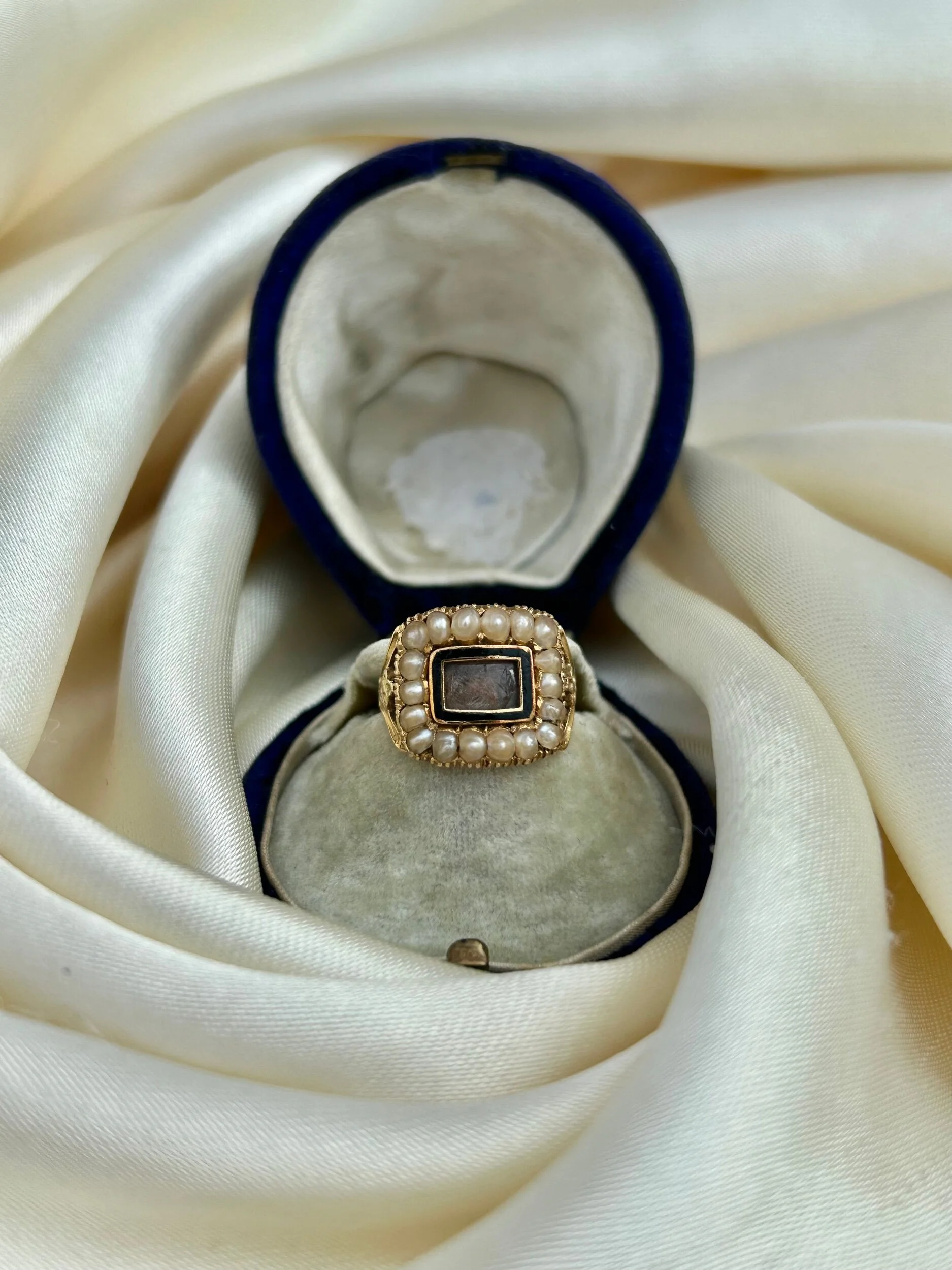 55B06A97-8279-465A-8DF3-BB2C7B2C7E1D