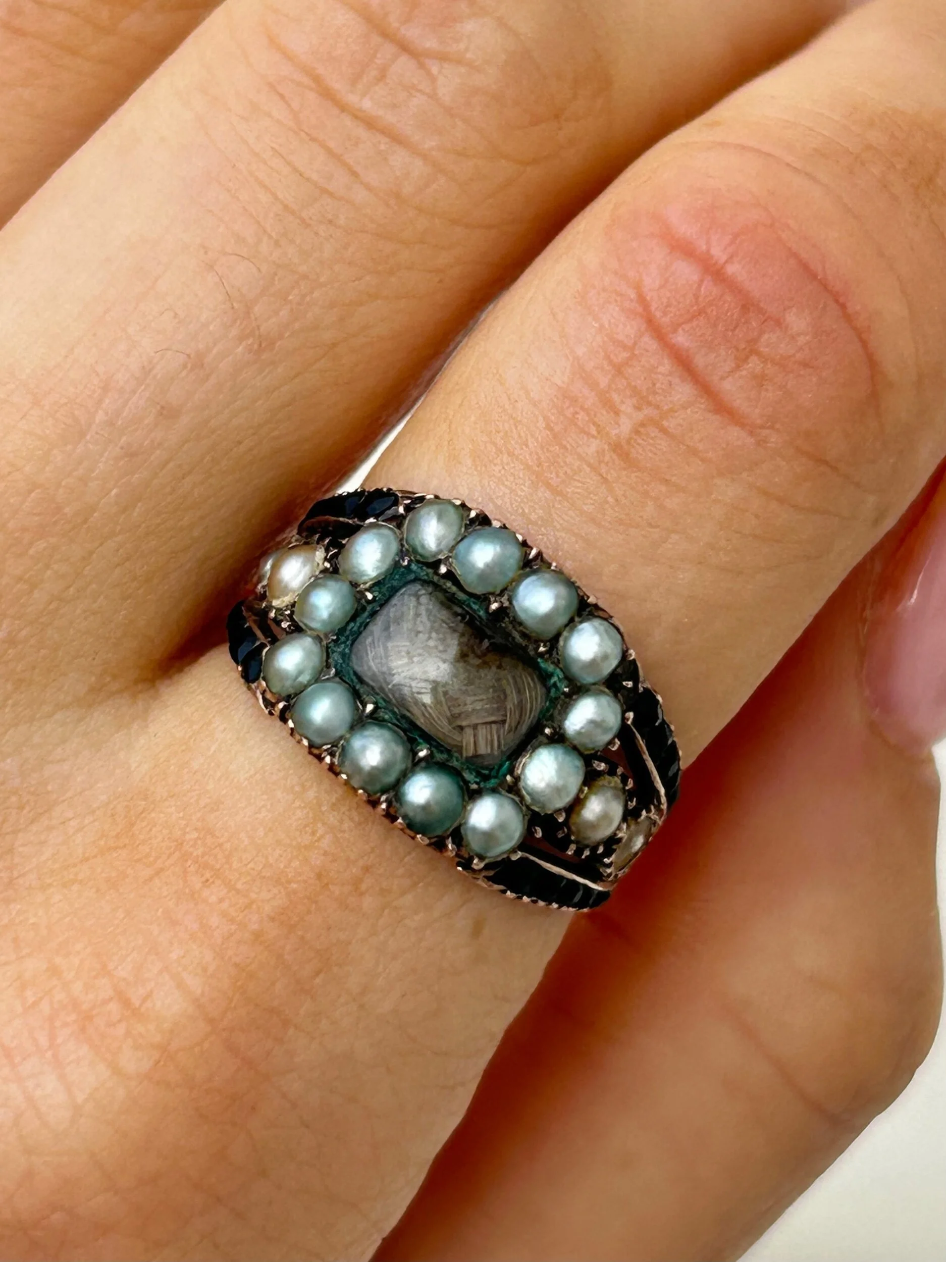 E6AD8D6B-0C92-489A-AD53-9C700D3227D6