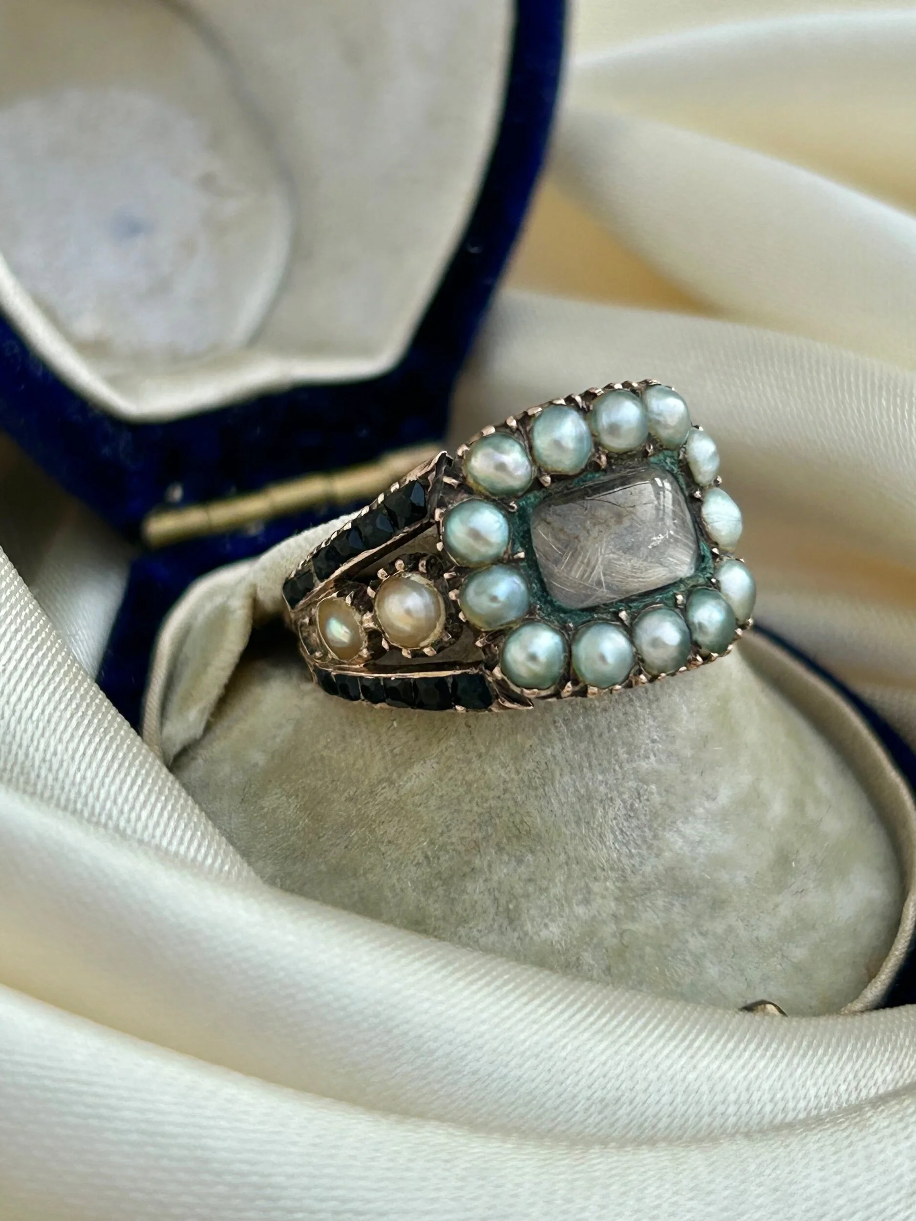 98E36DFE-7EF9-4E57-AD71-A8AAB81492EB