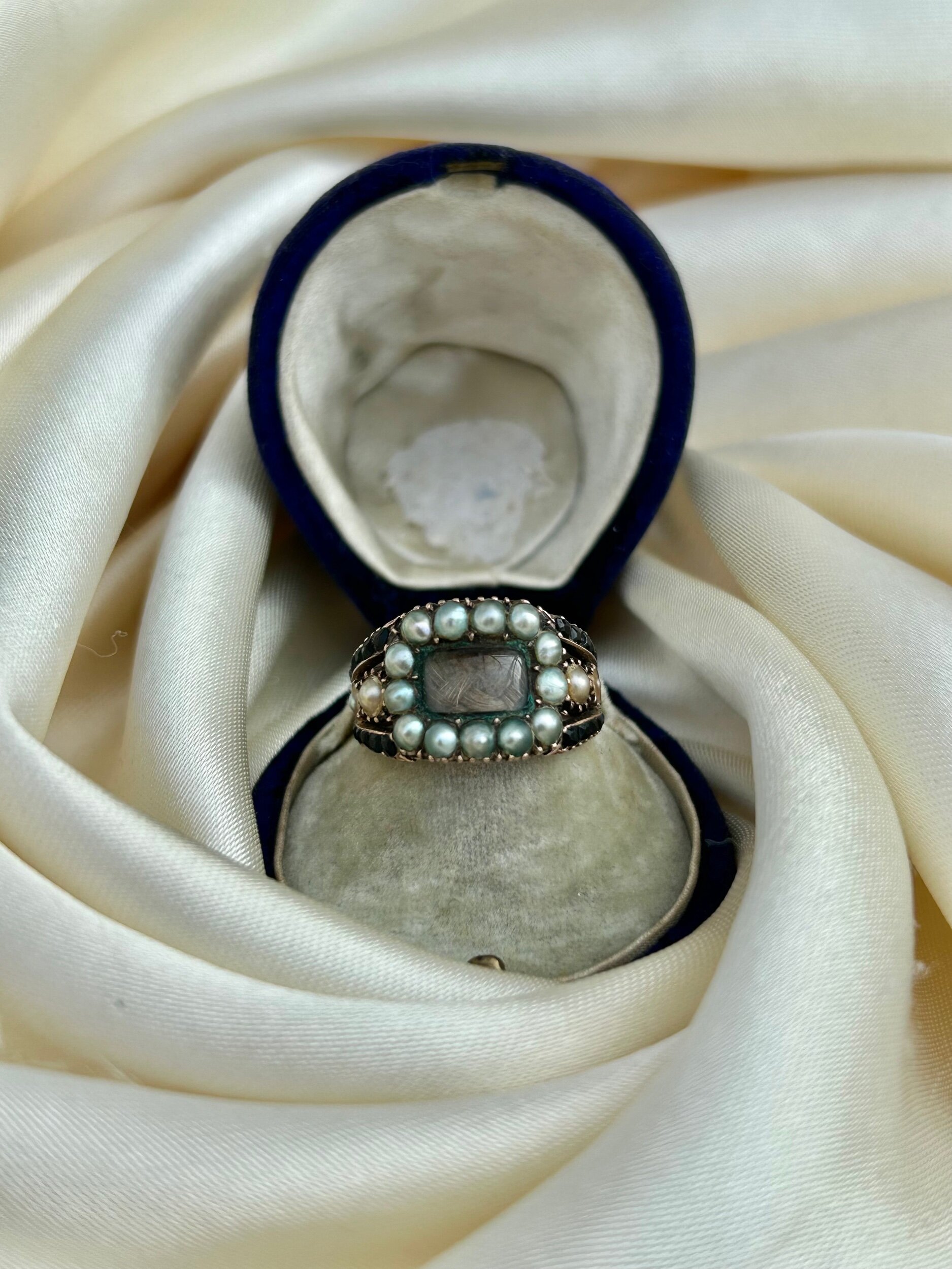 AA9BF755-7BB5-4DAD-A1F7-85BC489EDFAD