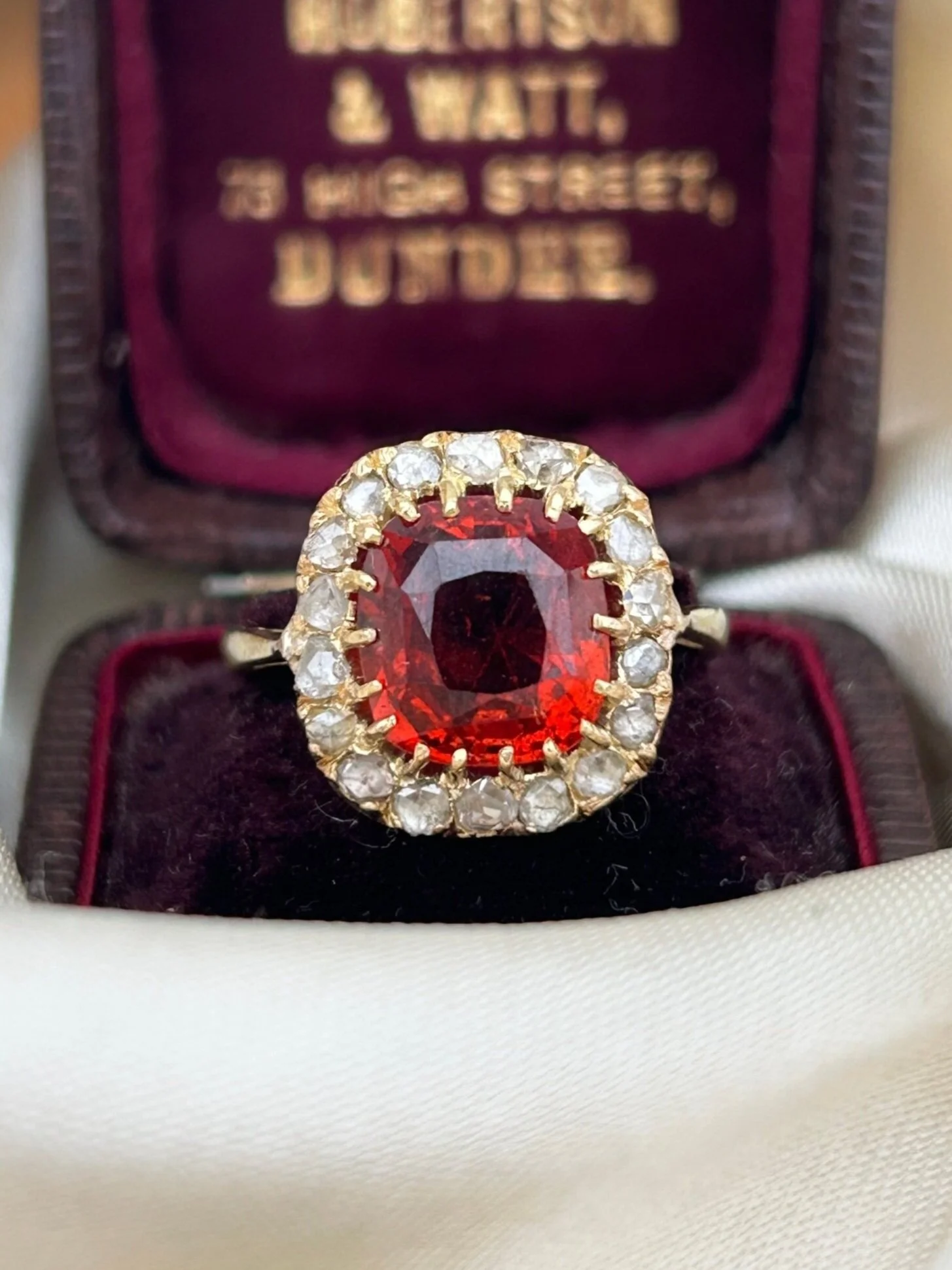 EF6678CB-3560-4321-8556-CC01E0357B3D