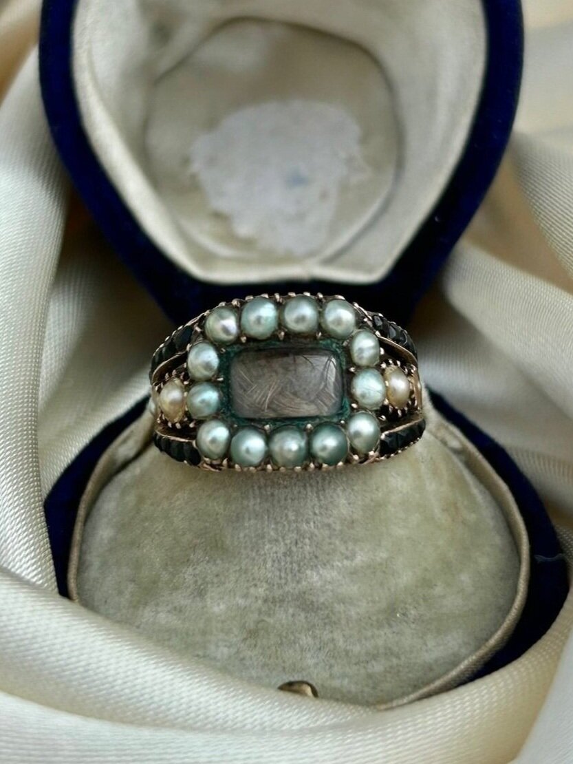 71819A1B-EF28-40C0-9C75-DC9E744E42B8