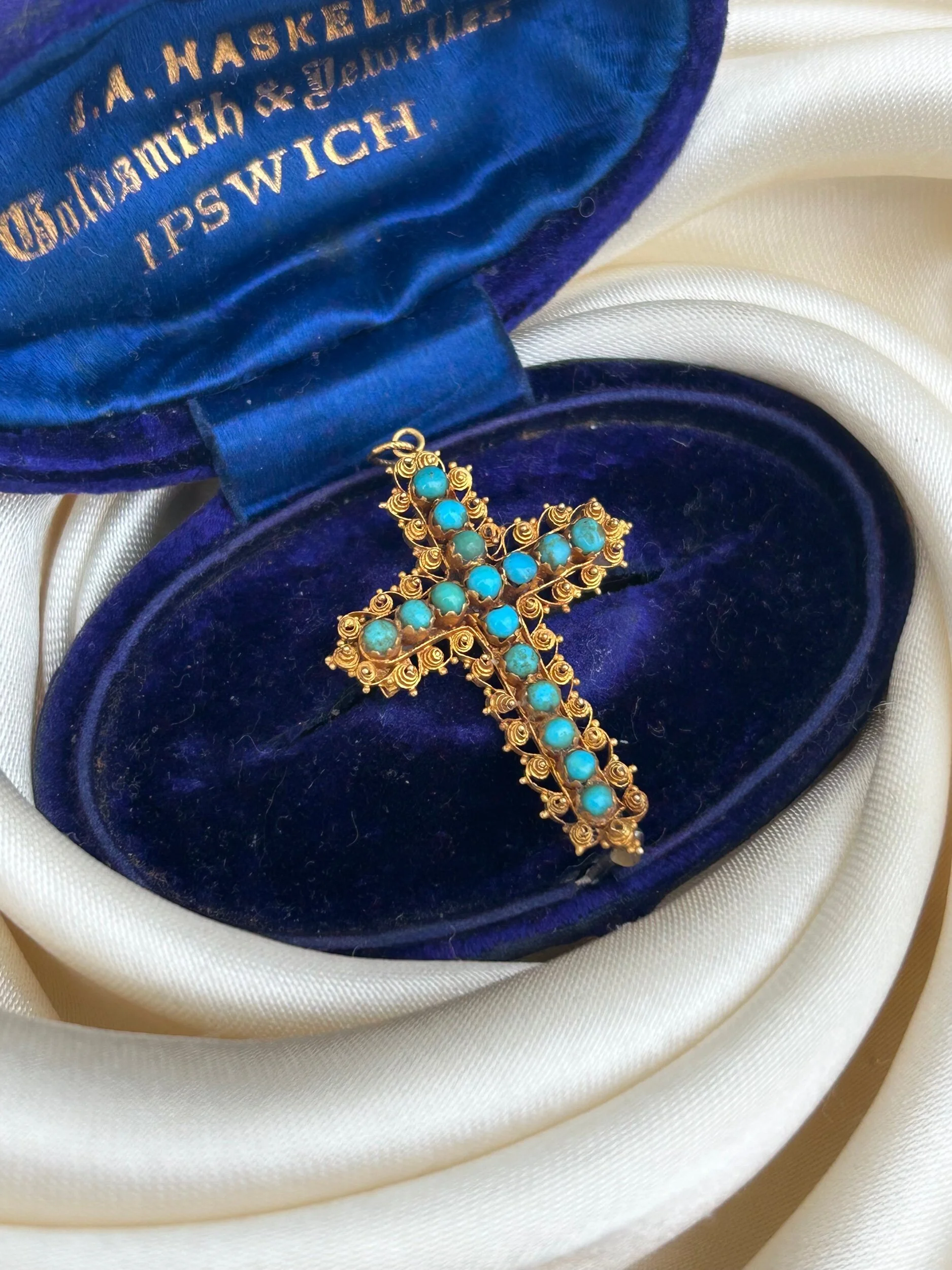 C29A67E4-88A6-4DE2-859A-E7D2A339A28D