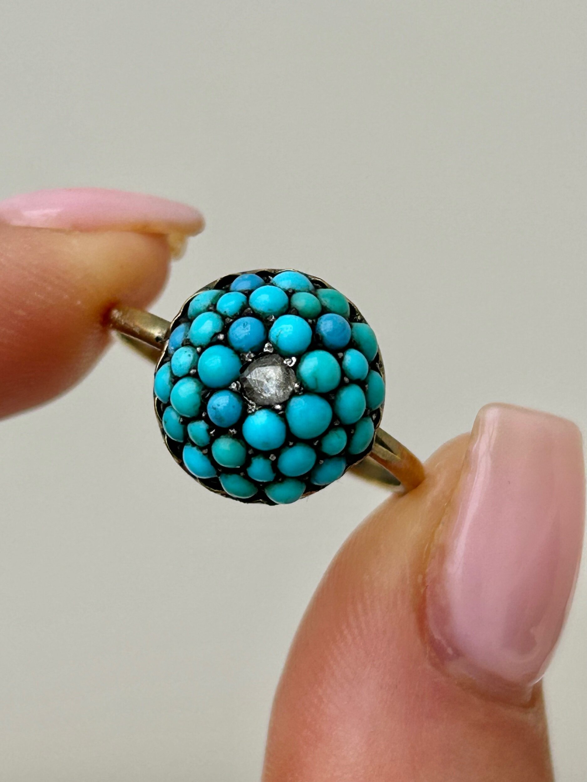 E504A6C4-71E0-467B-B0A8-1D3A939312A6