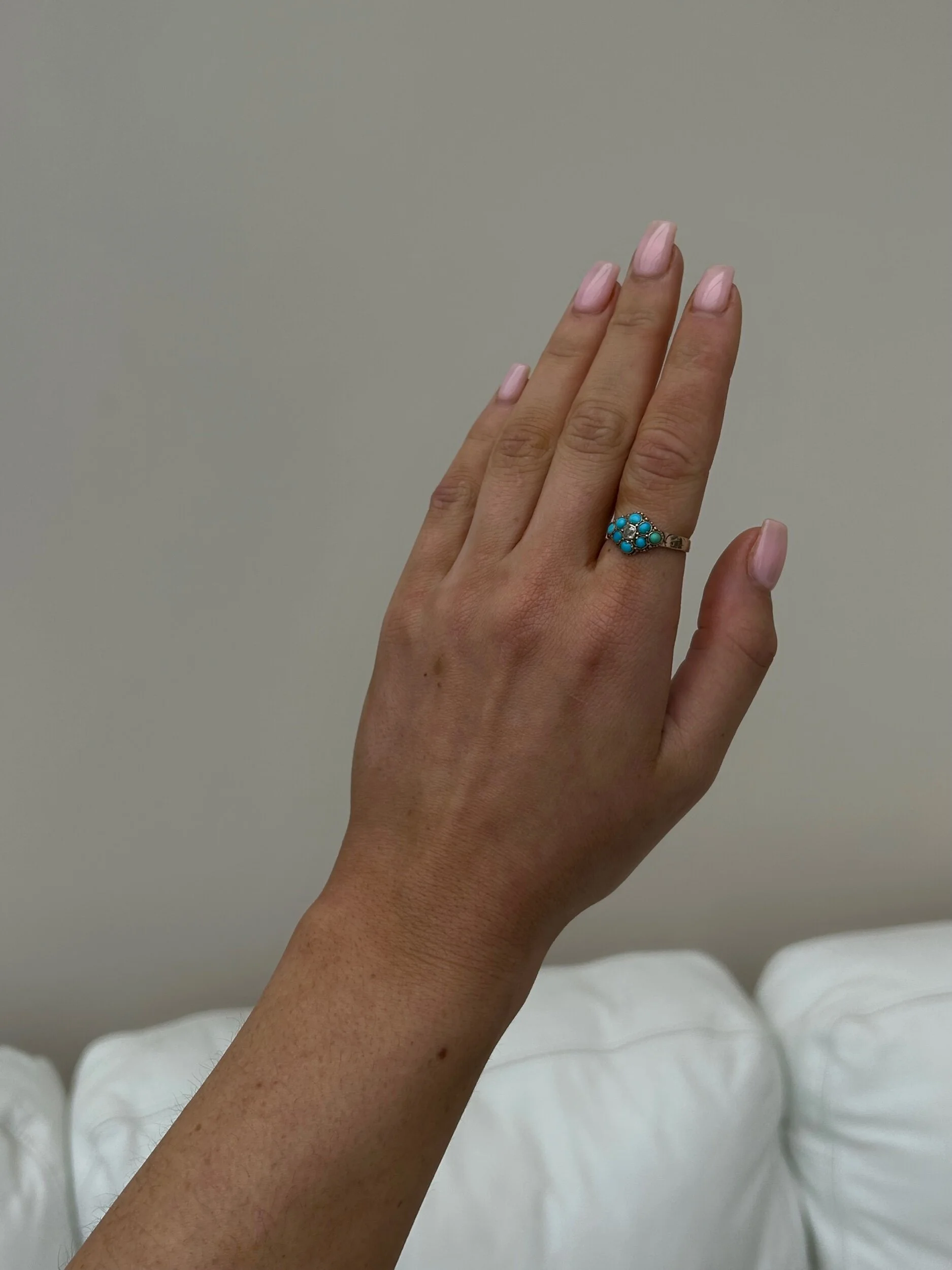 641E8054-DF0F-4746-84FC-0C3E2F48A3CB