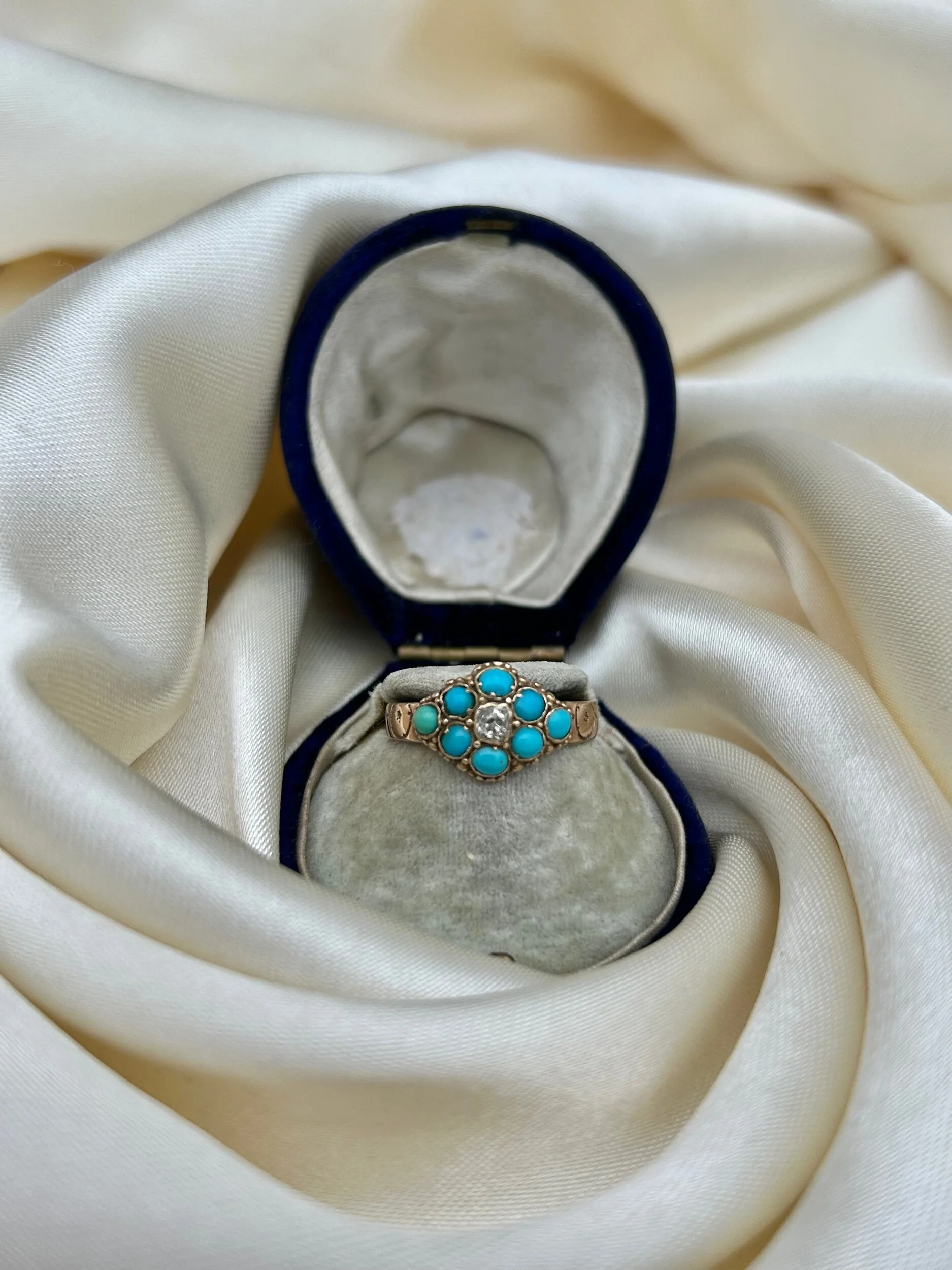 6FE36460-ED2F-4E15-A900-8E946F73D935