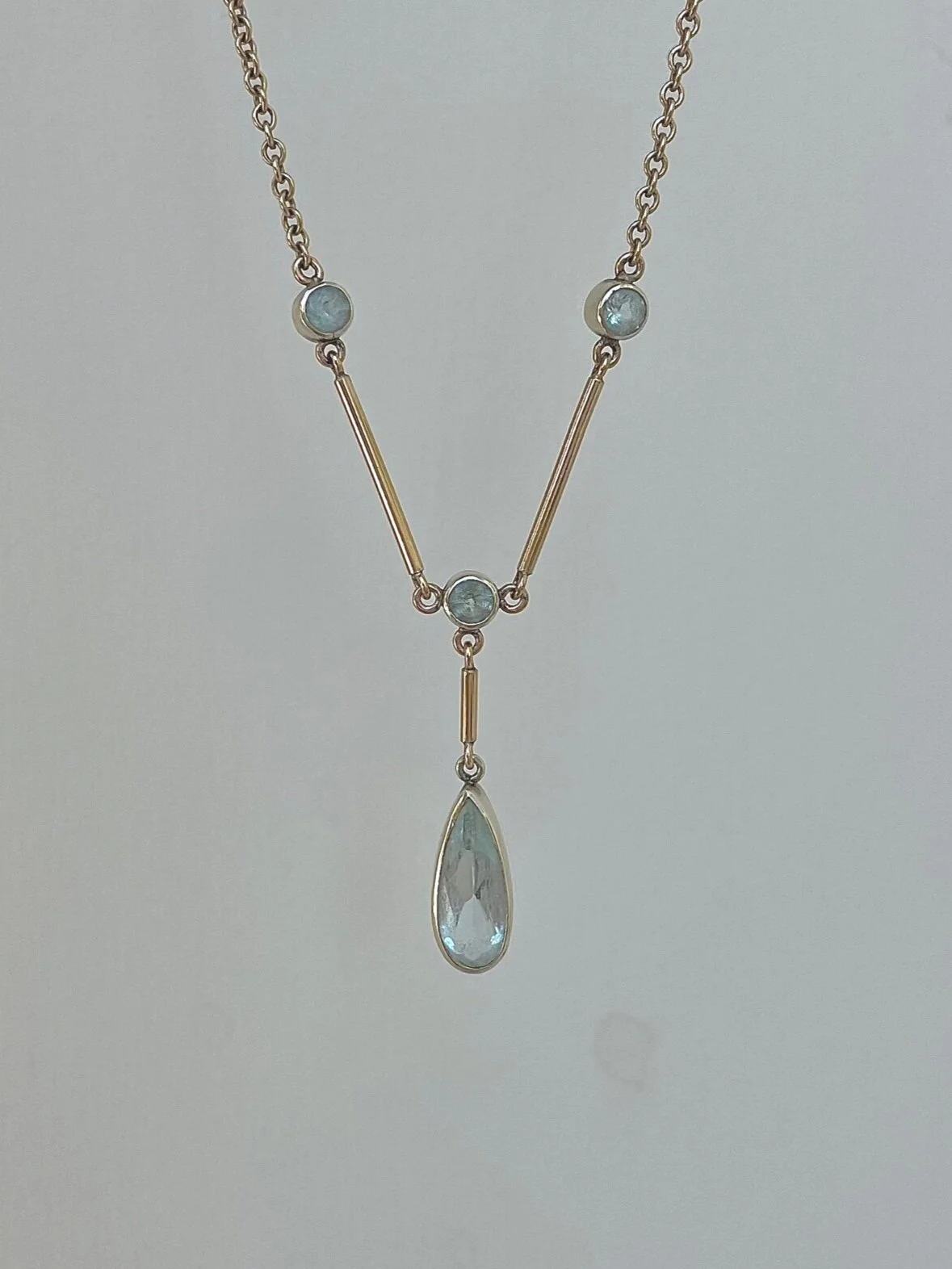 E265F8E3-6075-44DA-B966-993186BEB480