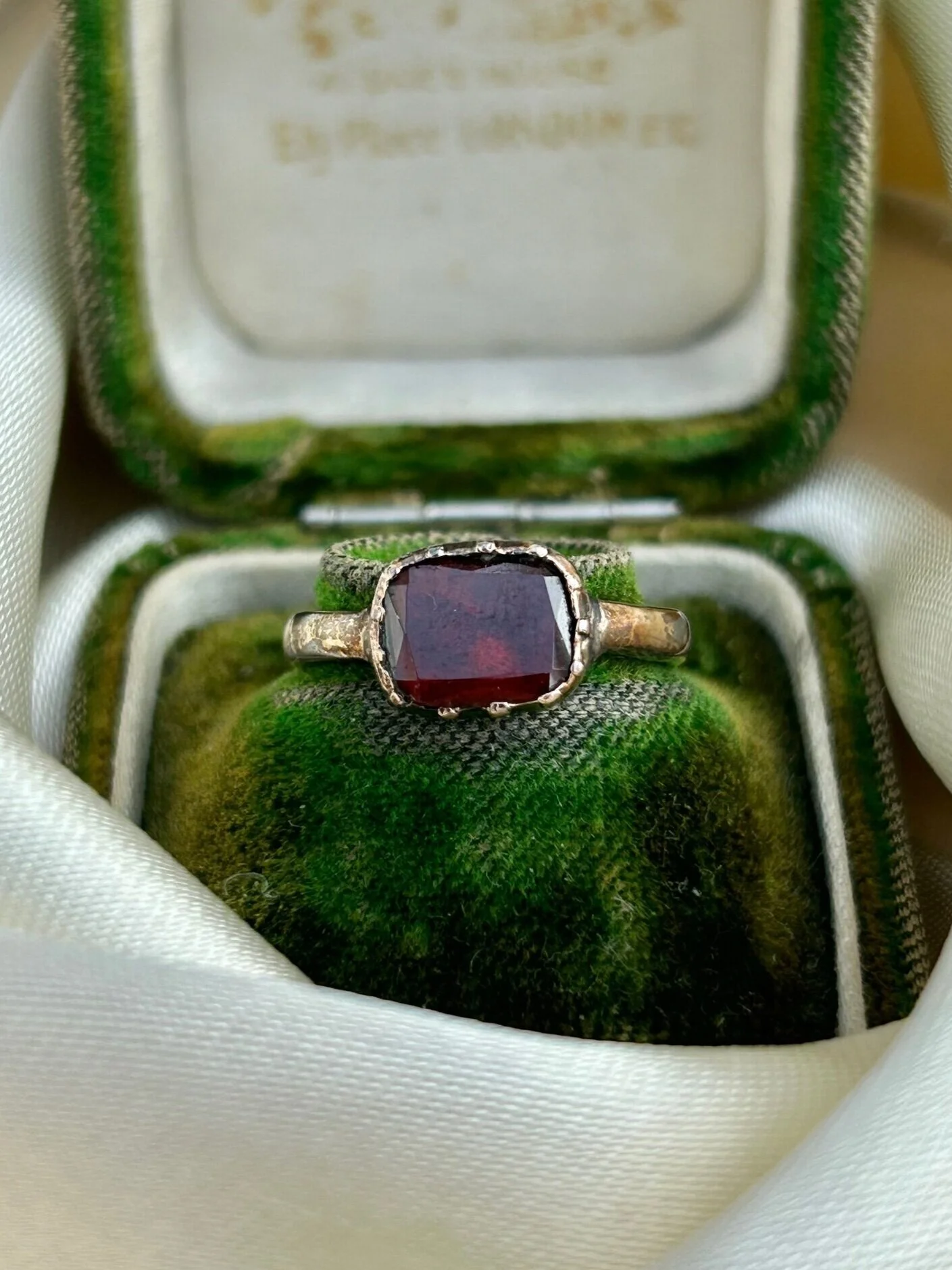 E2DE376D-4A8B-4147-BCF2-DED063CC9DB6