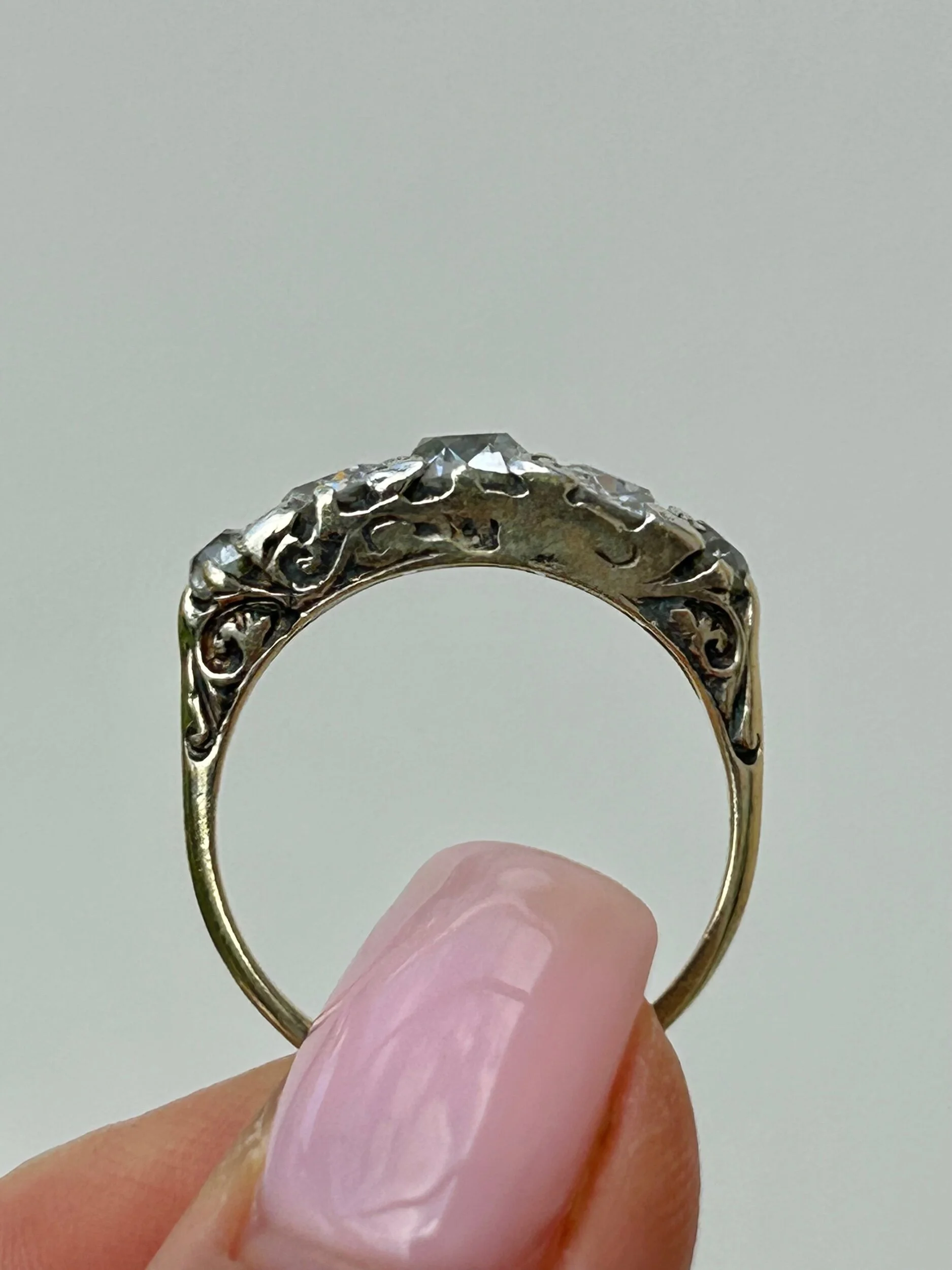 2768B364-7C1C-45B6-9D93-DE4103279248