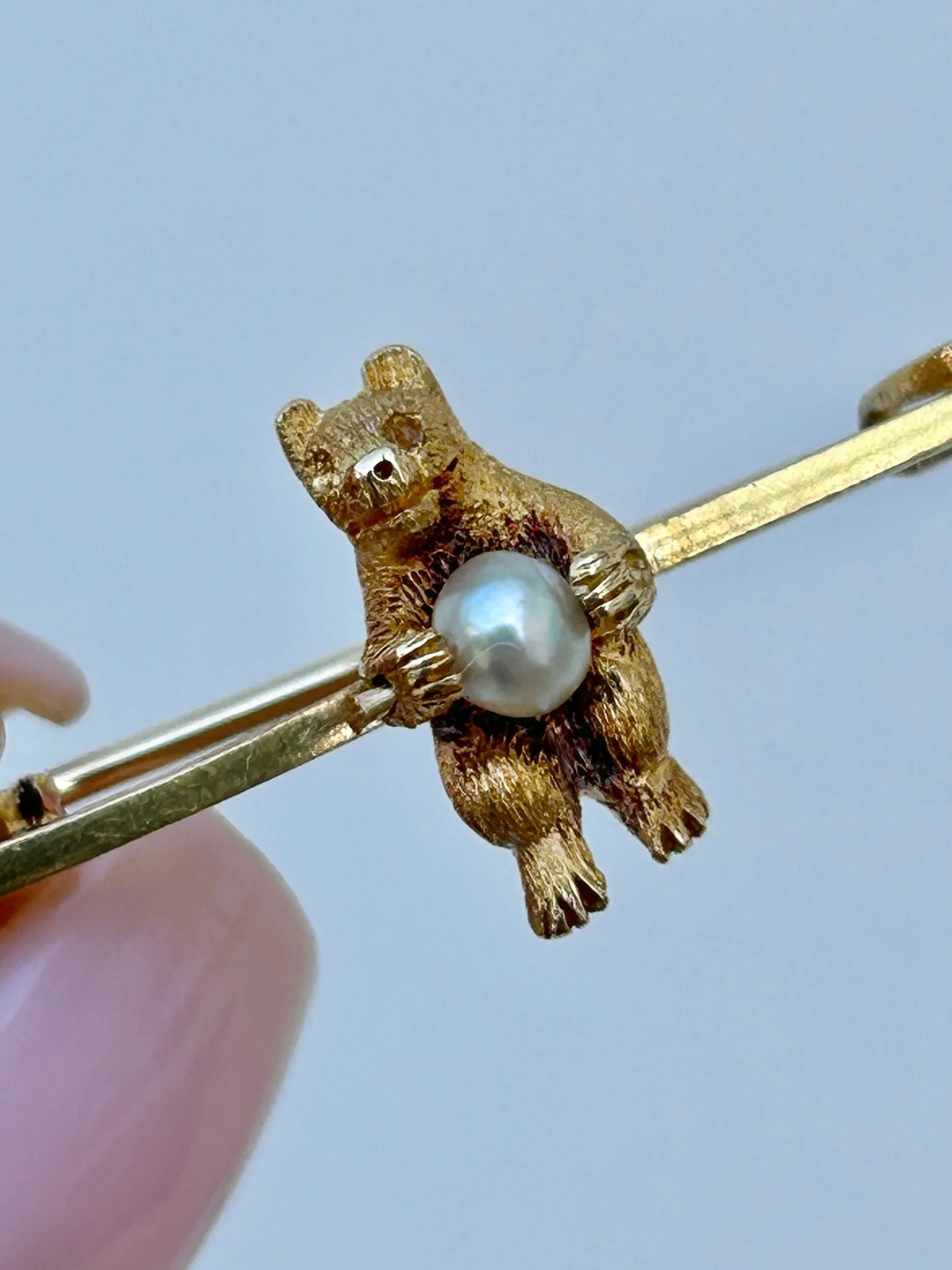 6EDFE186-A787-48FD-939B-B9DE7722EEAA