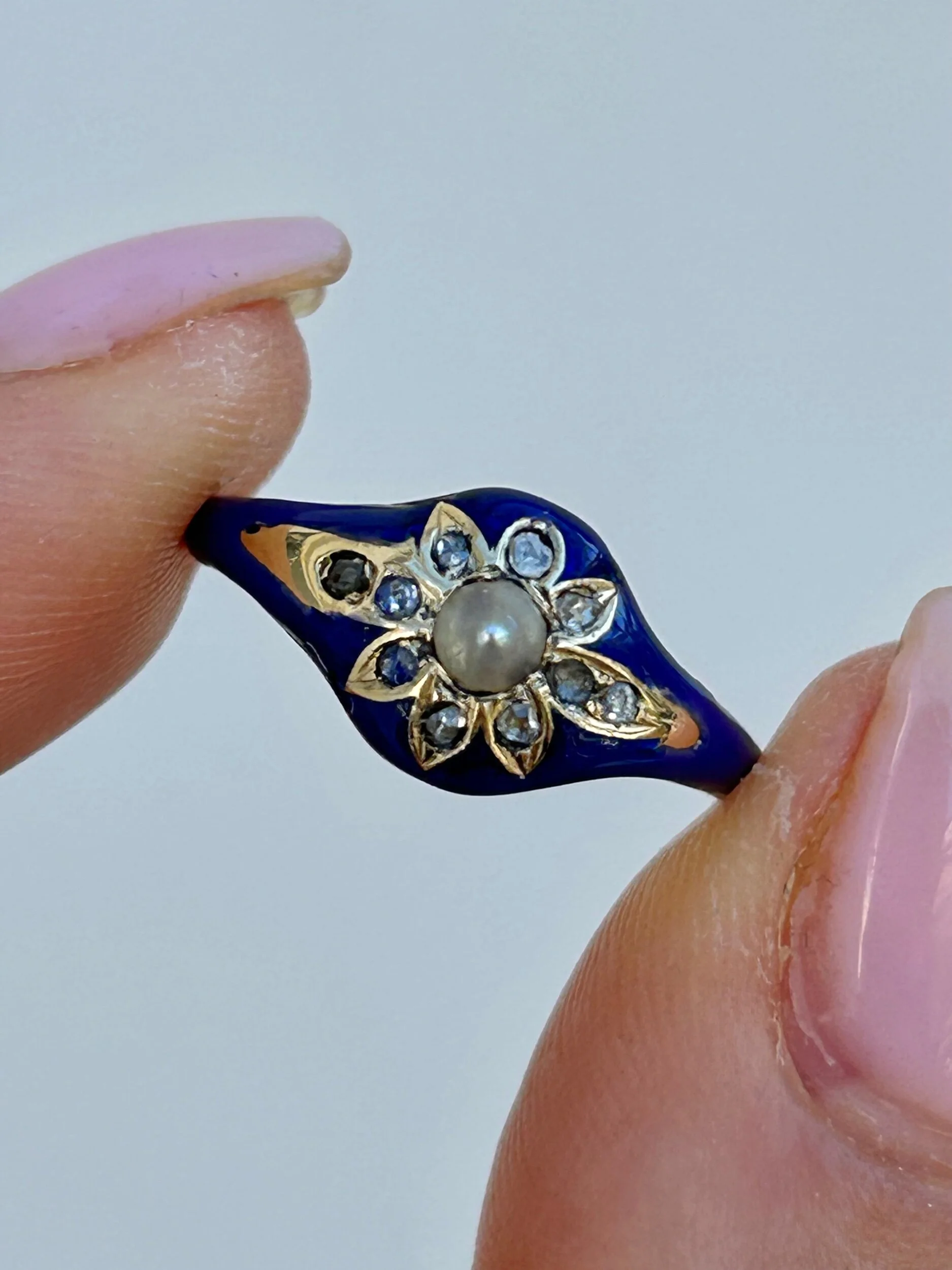 167E70C6-9D4D-4442-A1AD-82A5765050F2