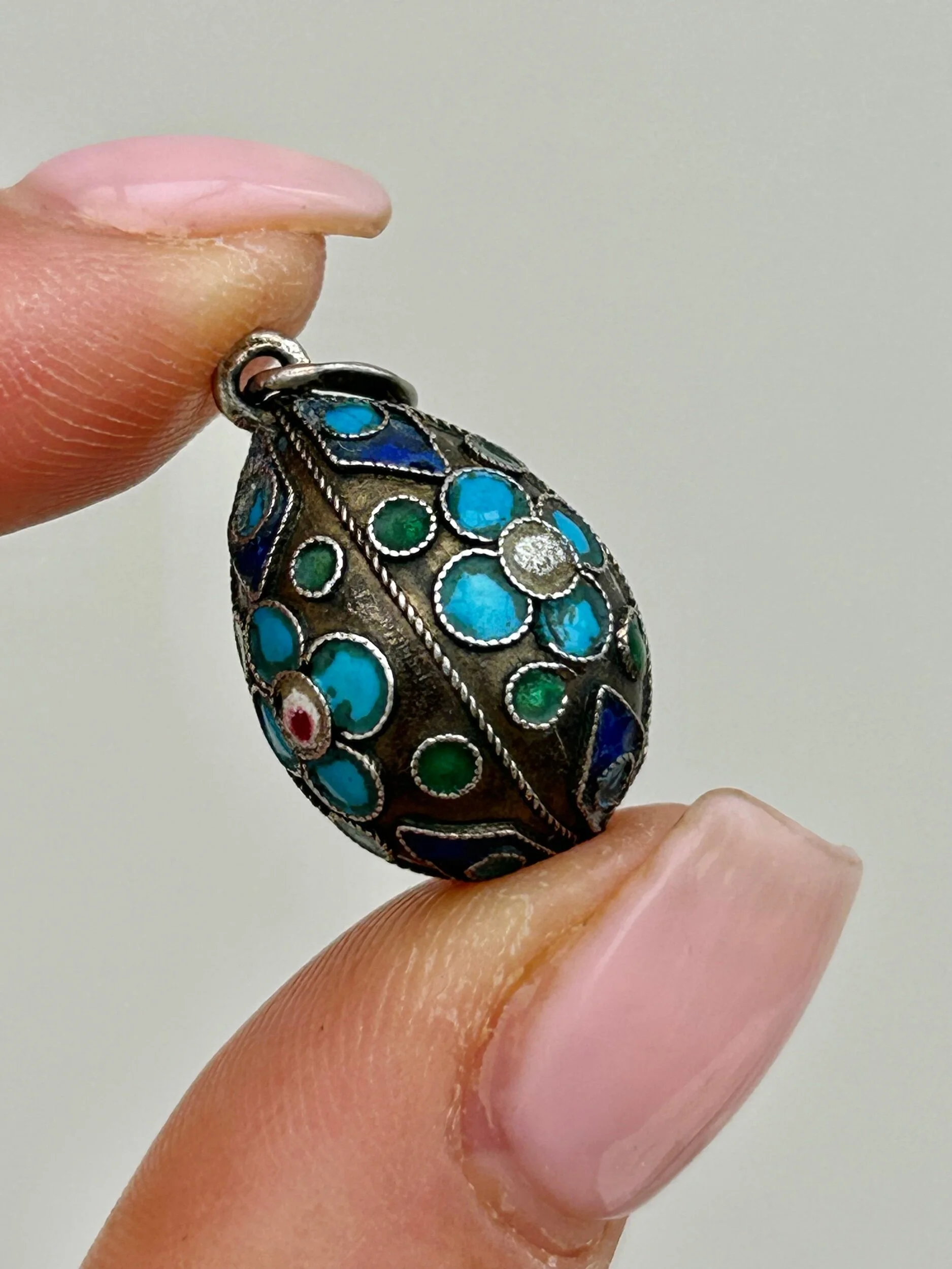 D24ED839-6136-4E24-A41E-946E747C0614