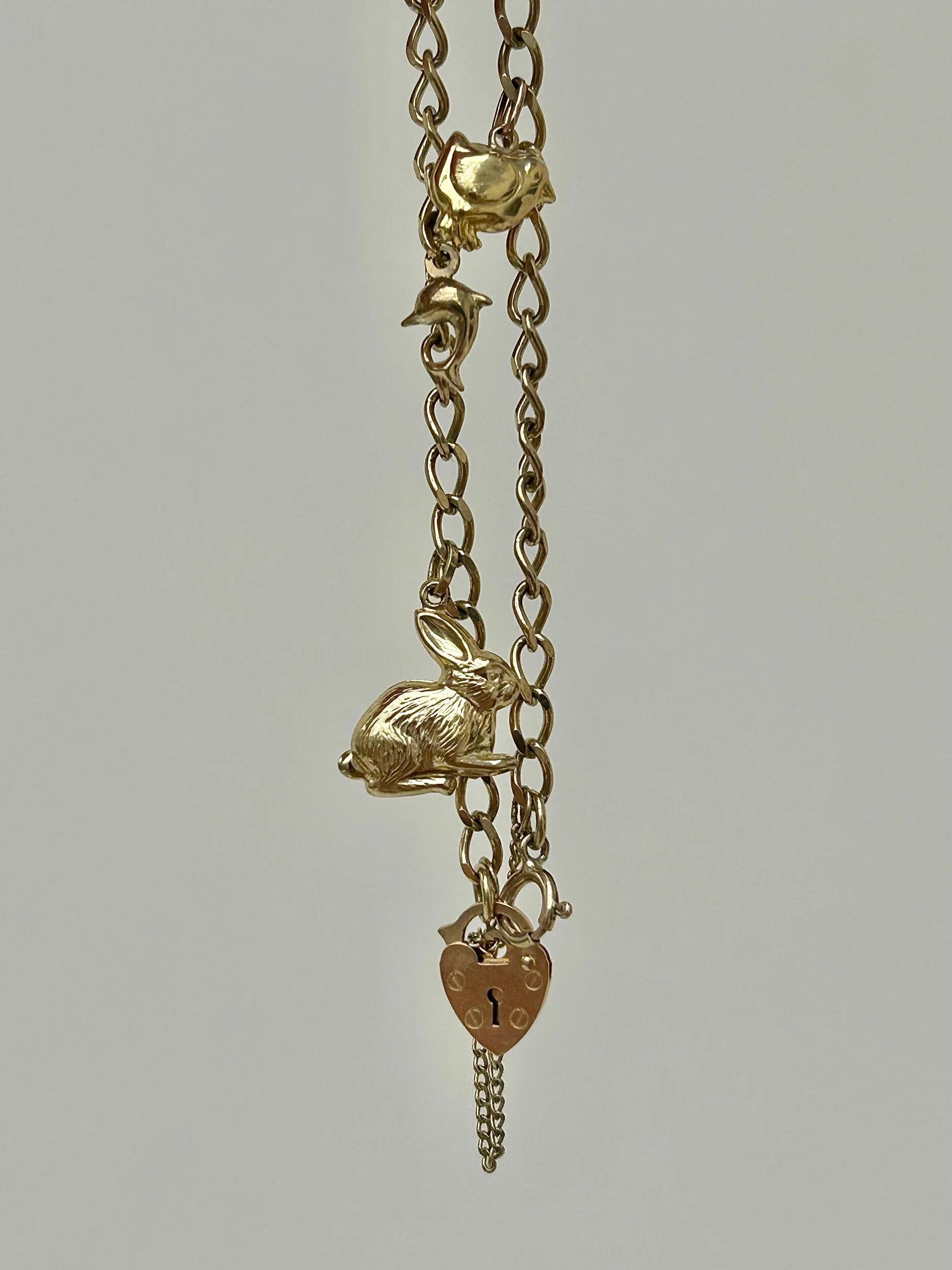 8DB41700-D515-4223-998E-79E23D448EC1