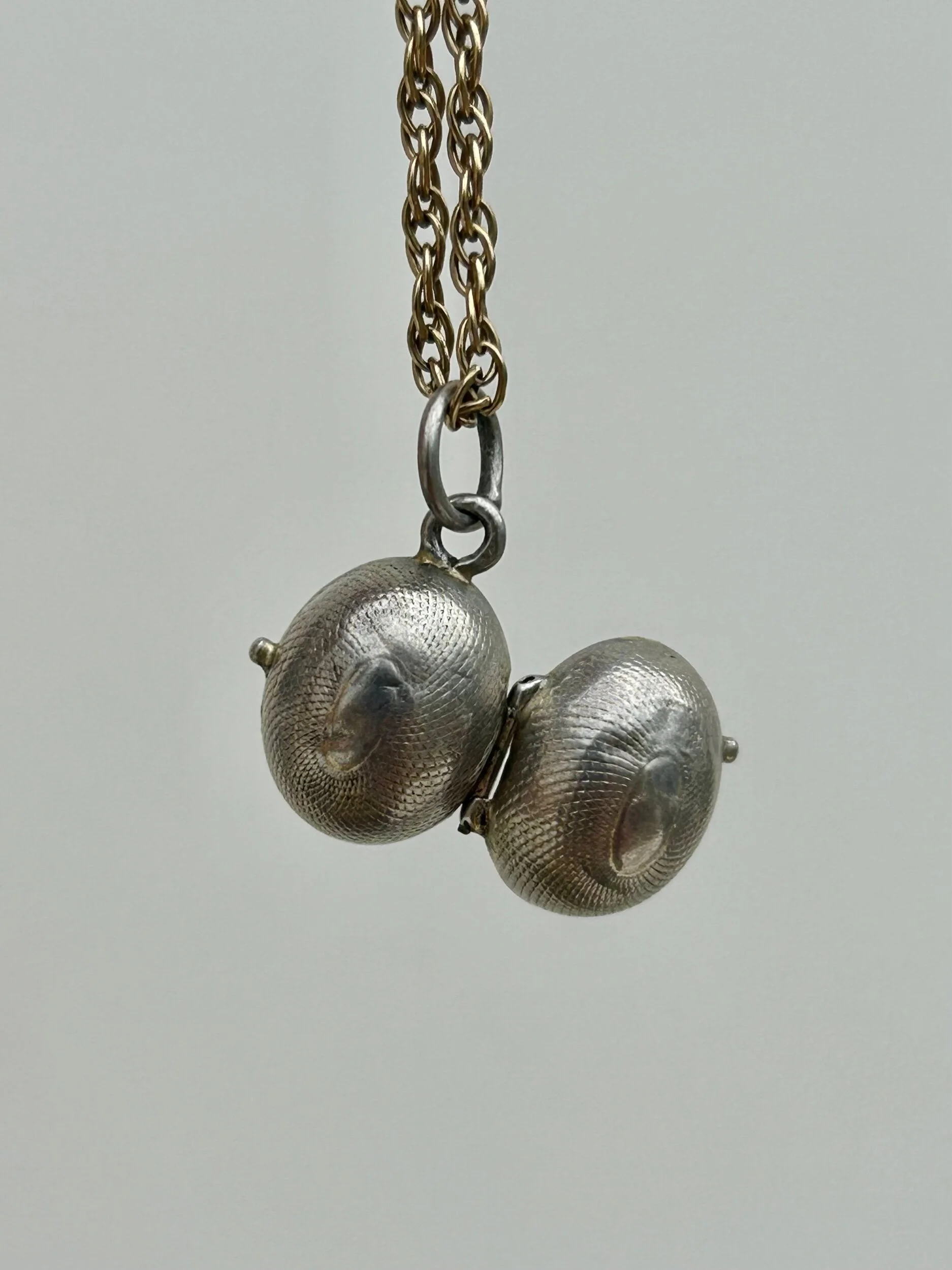 B1E26CDE-075D-475B-83FB-870634C9DCD6