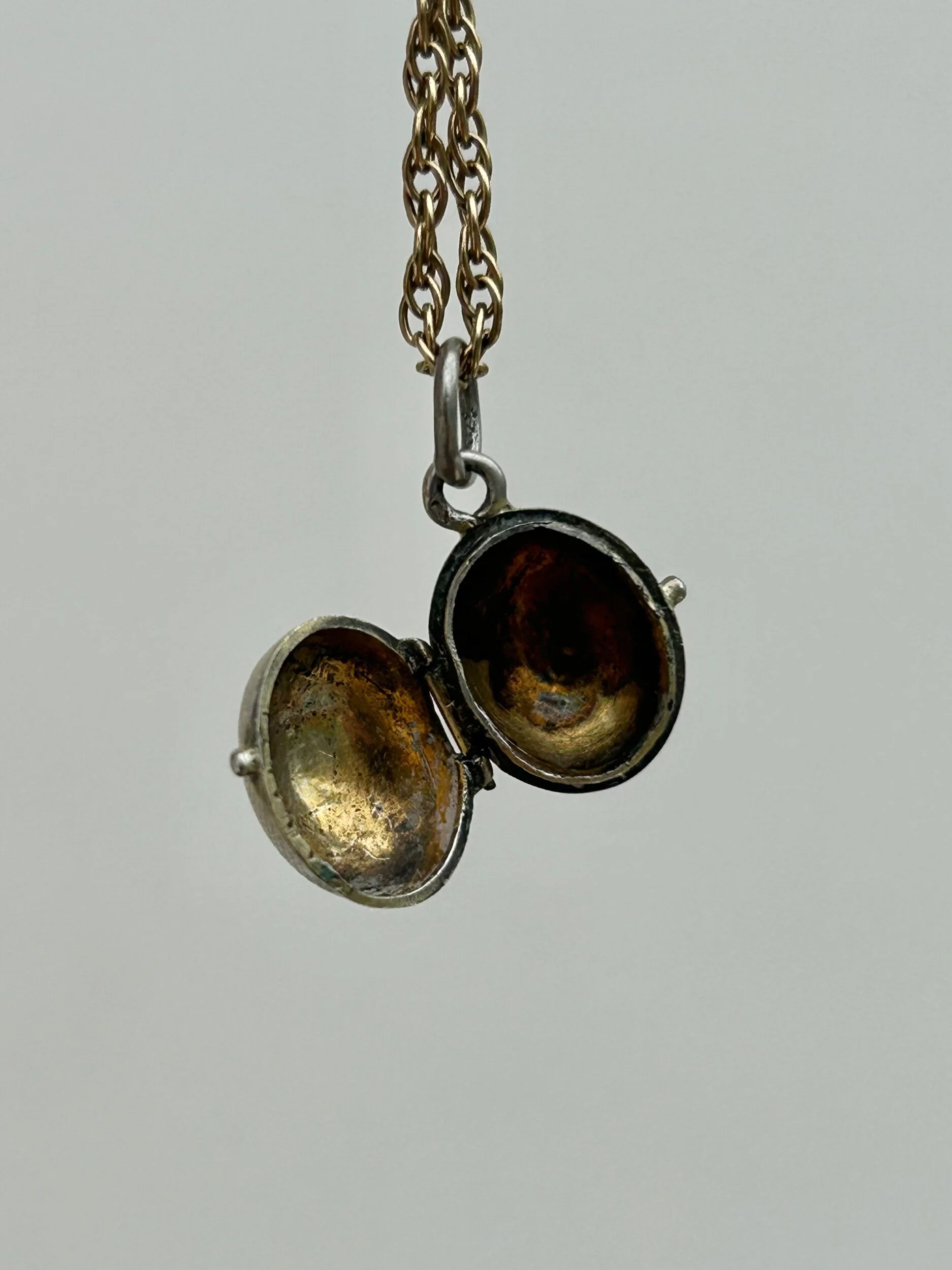 11758E67-7389-4F4E-809C-7971D9026778