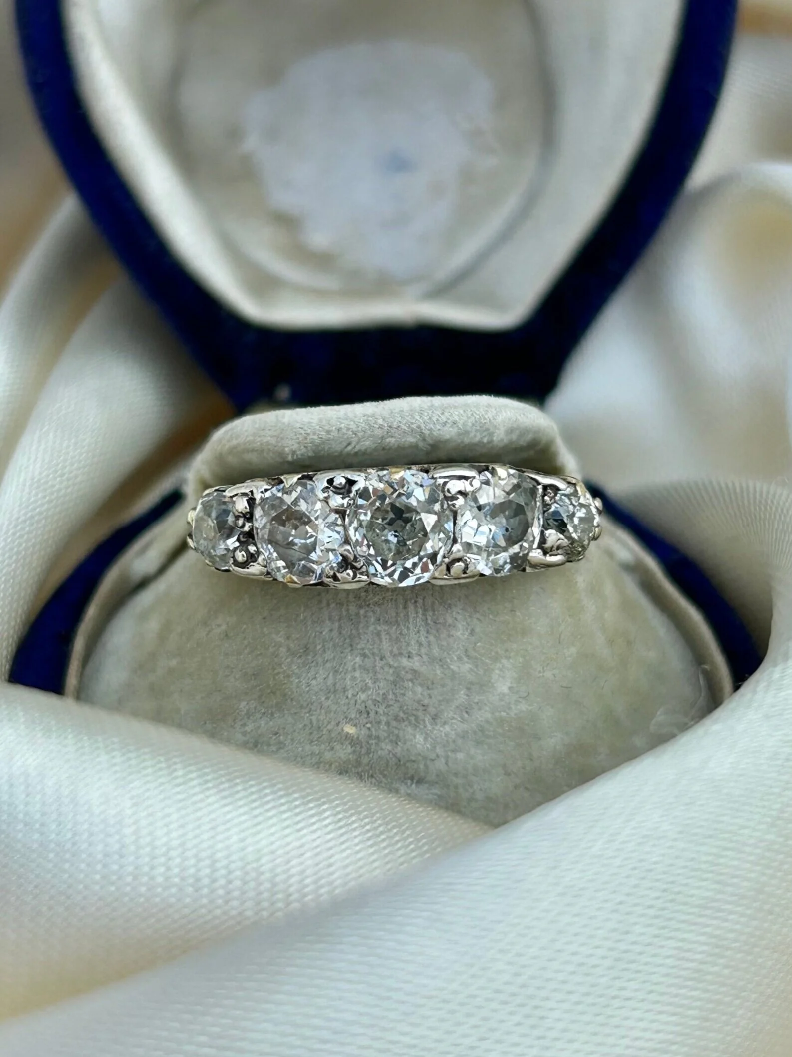 6B39B8BB-B71C-4C74-824C-A106CA0BE28A