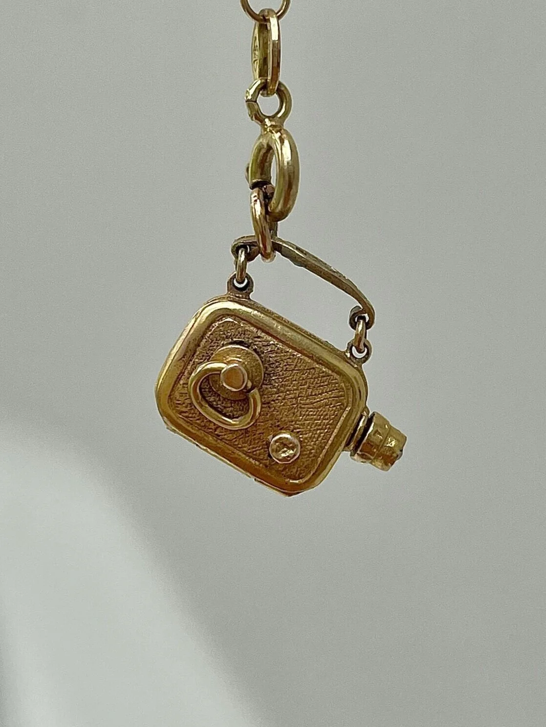 97ED5FFA-E06B-4561-ACBB-8DA32D35A48F