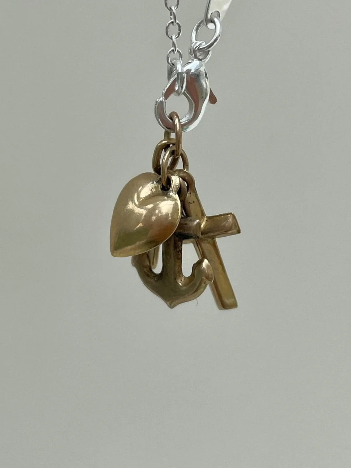 3C650F90-0813-4D56-A076-6B065DACB160