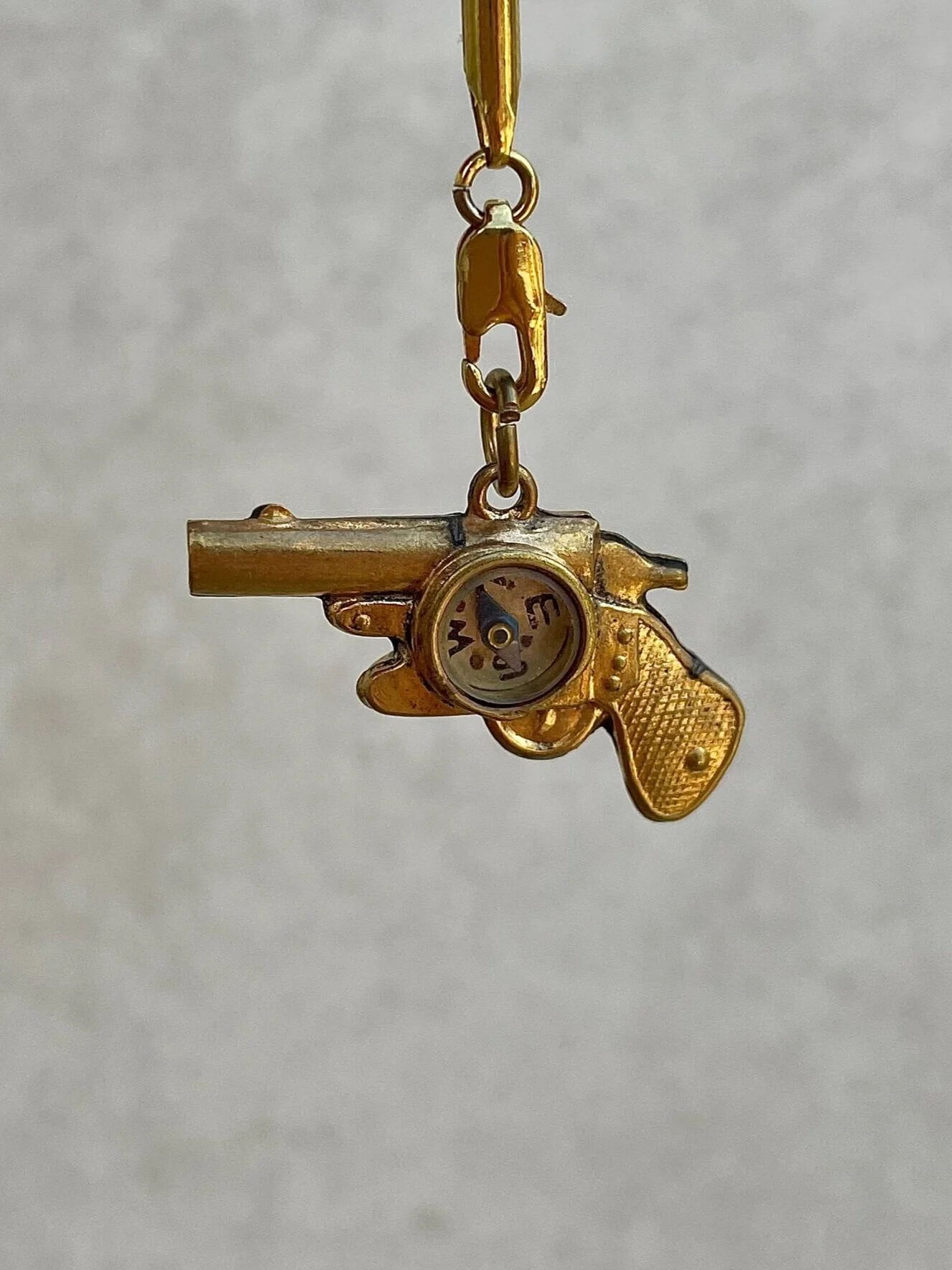 616AD946-8DE8-4C5F-9A49-DA836C0C05DE