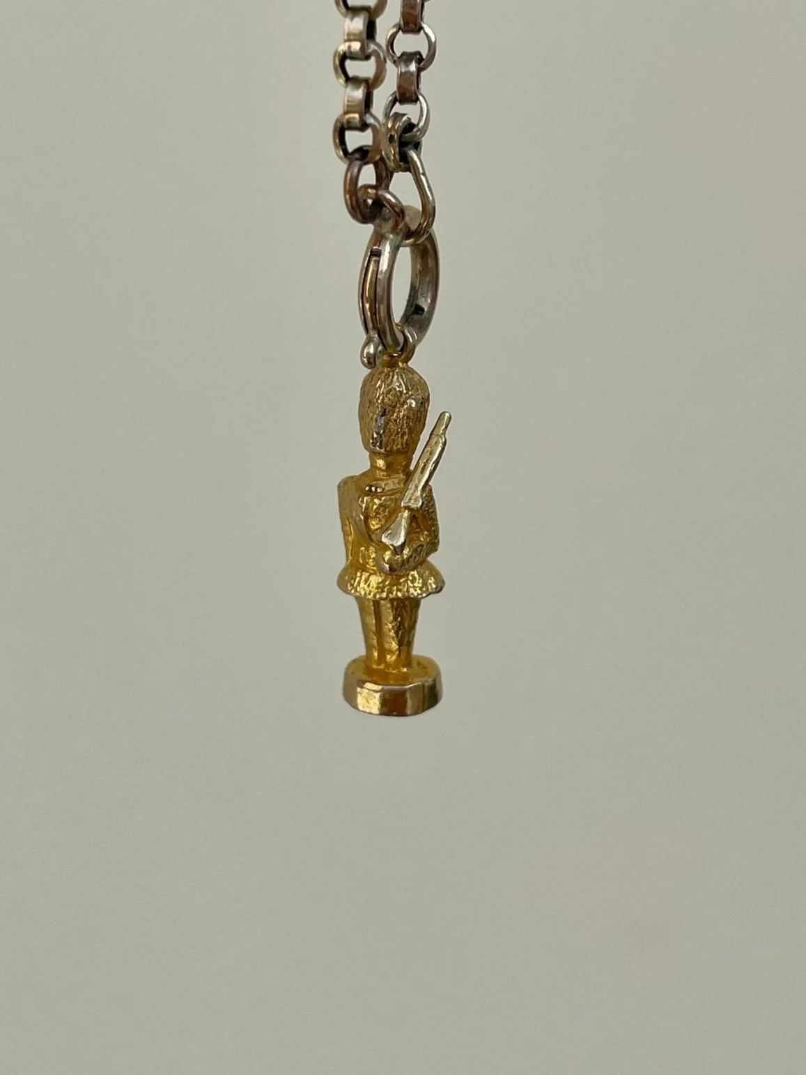 D9029C65-D33E-4258-9CCA-6472BD998A6A