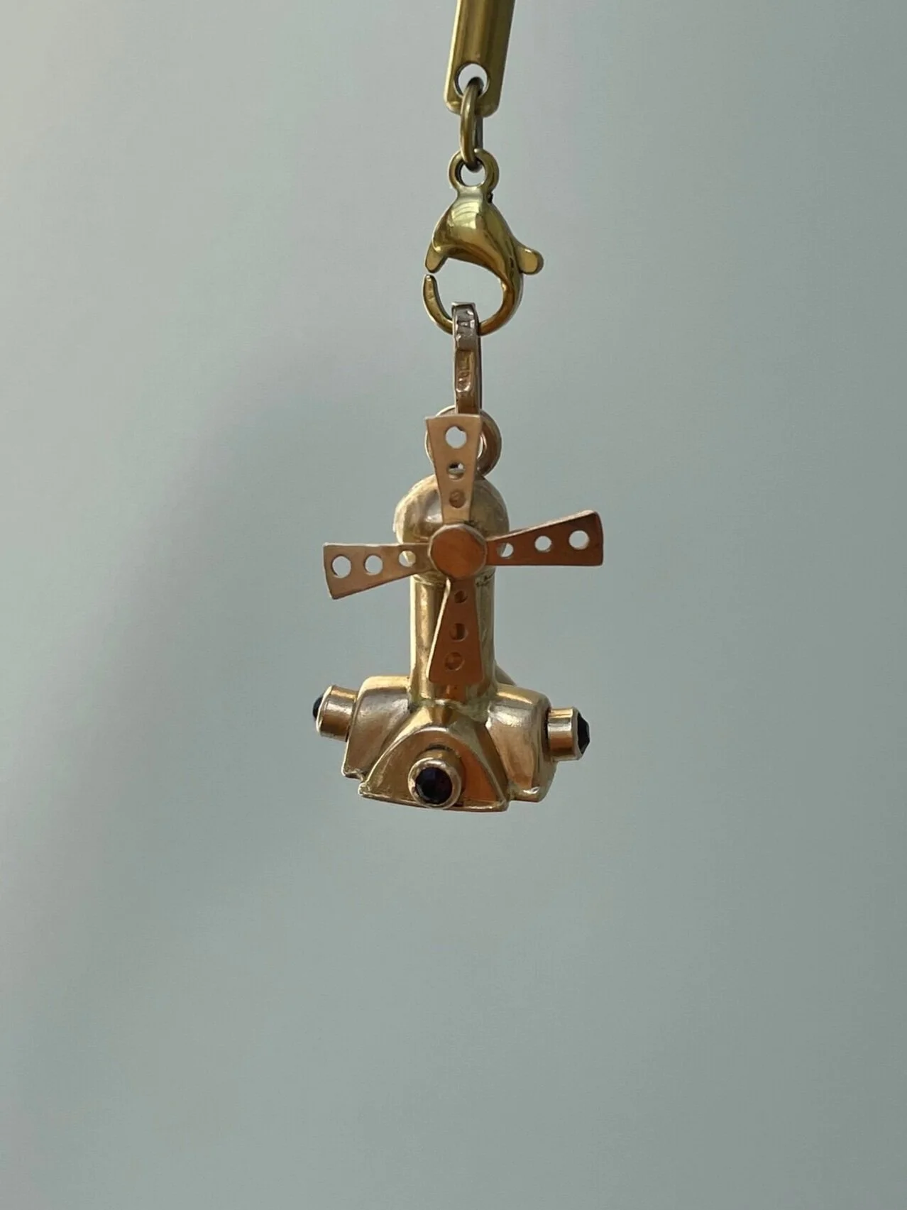 DB7370EA-0111-4EA3-9879-2A8F8972ACF9