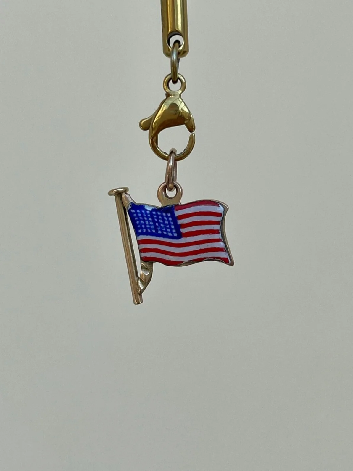 F3D2BB9D-0954-47ED-A4A0-5C25EB5536BC