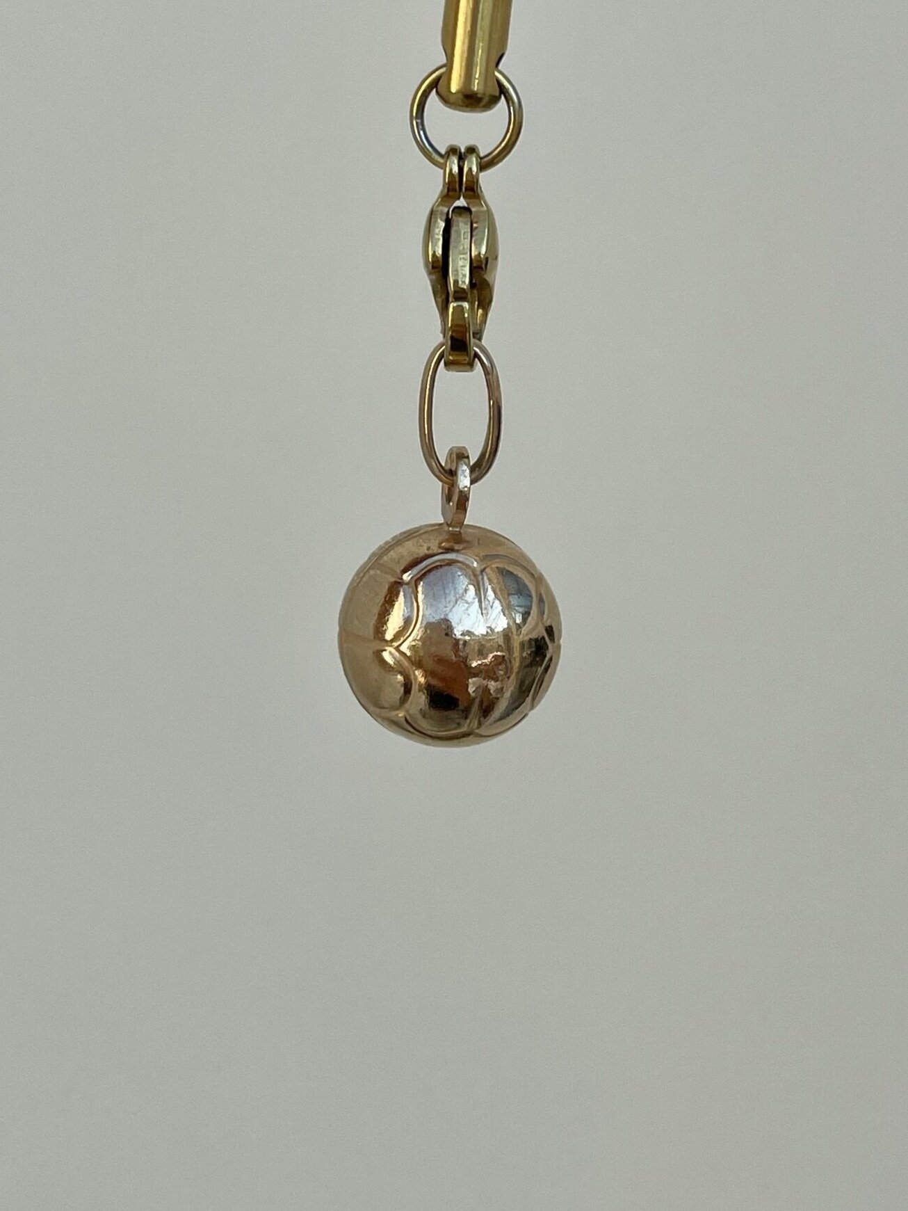 AE31782E-75EA-4869-BA9A-5C24F45F01DB