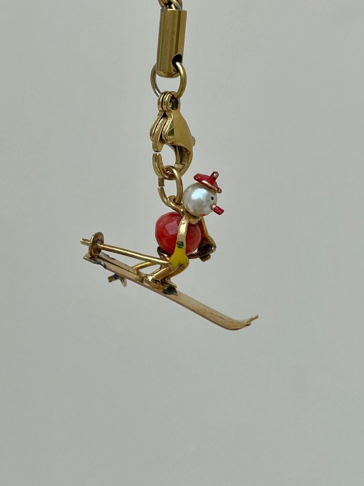 0B6DBFC5-FCE7-4DB3-BFFC-9F34CCD80D97