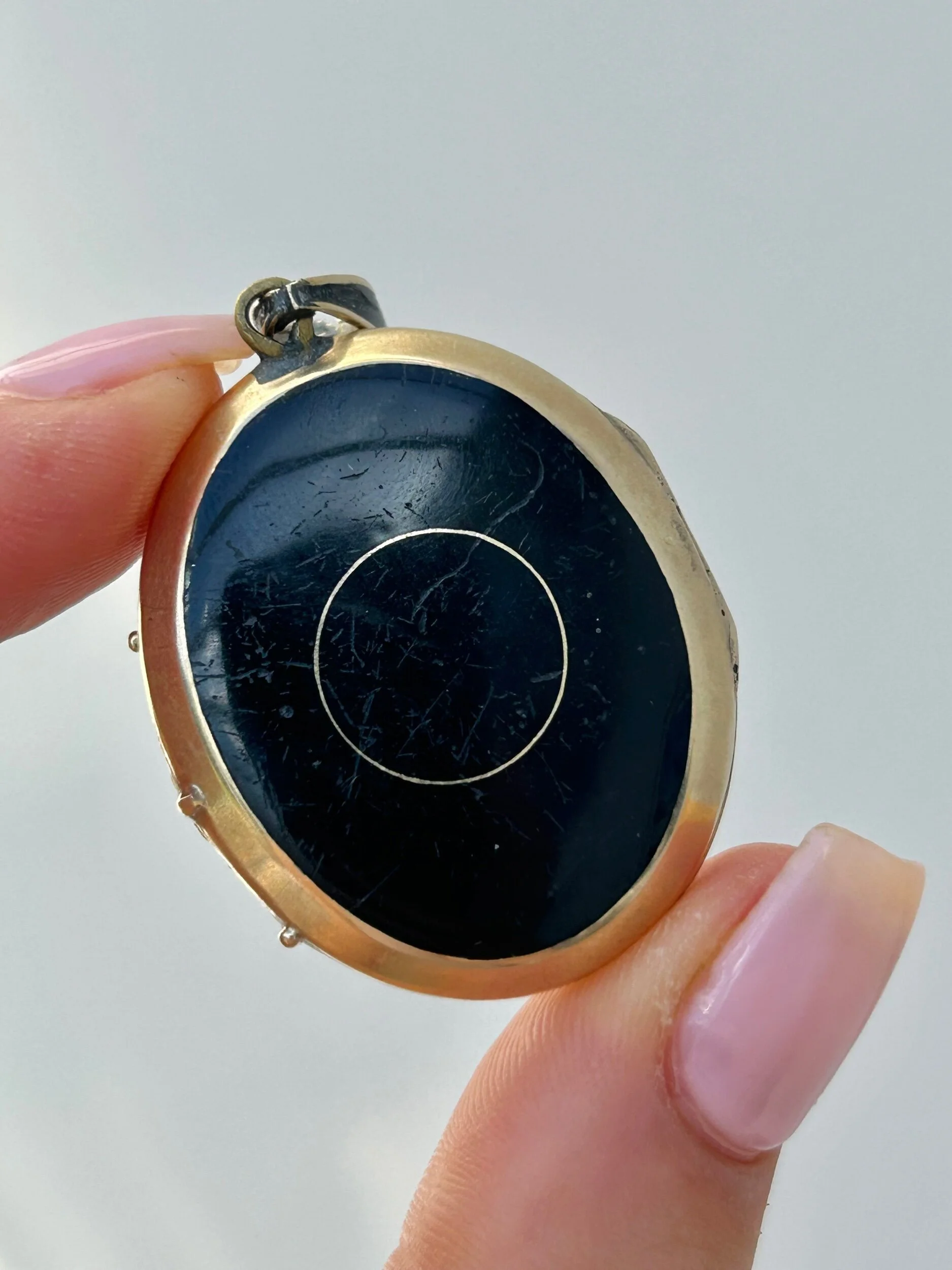 0101A1A8-7143-4336-B513-5F583A61C0EF