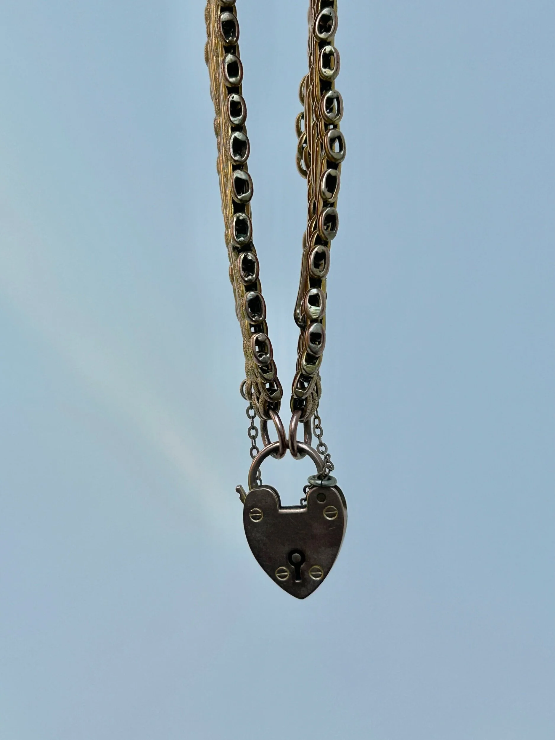 47299DB2-E3C9-4F26-B17D-64DB87535140