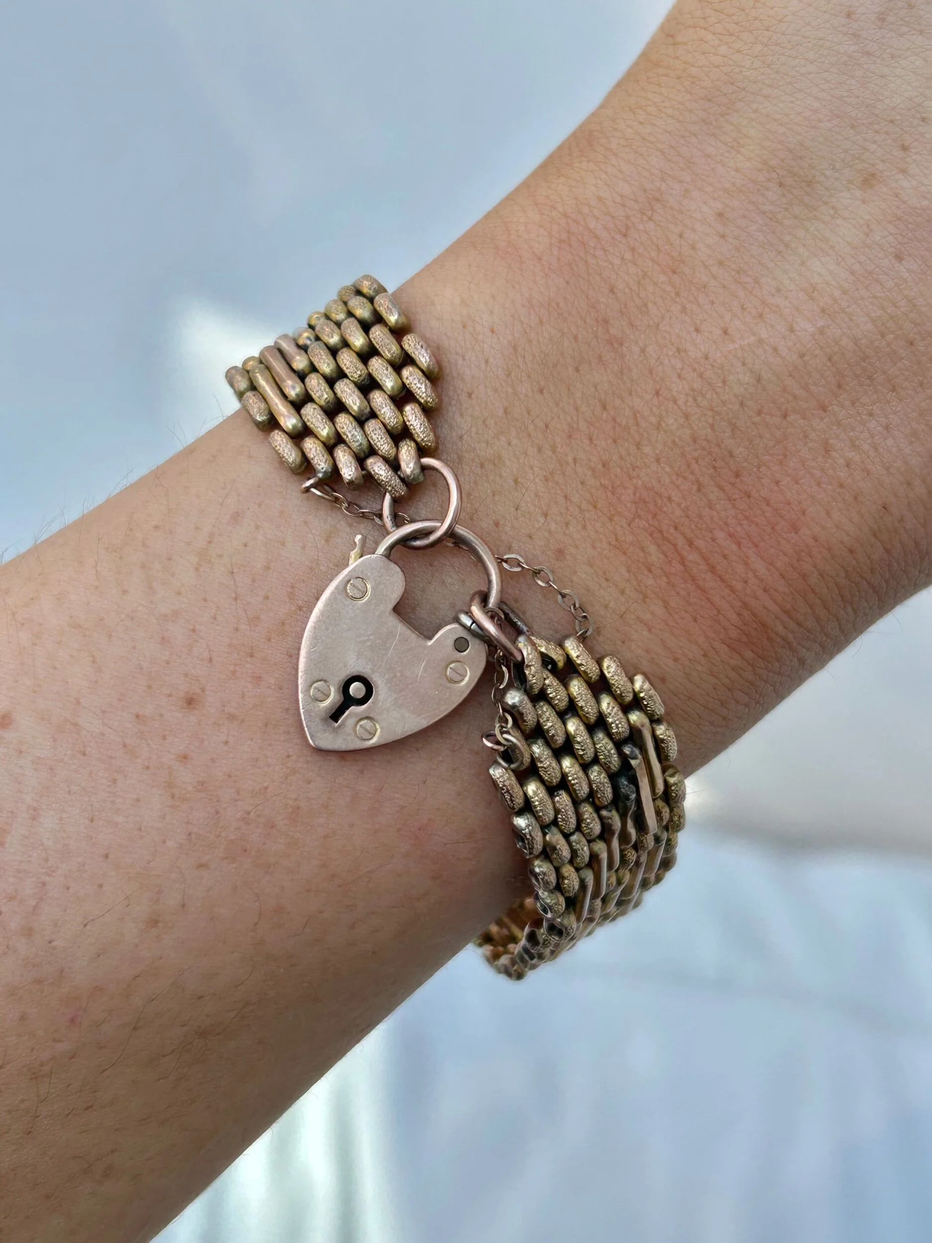 51497B01-5285-450D-894C-C9275815C2D8