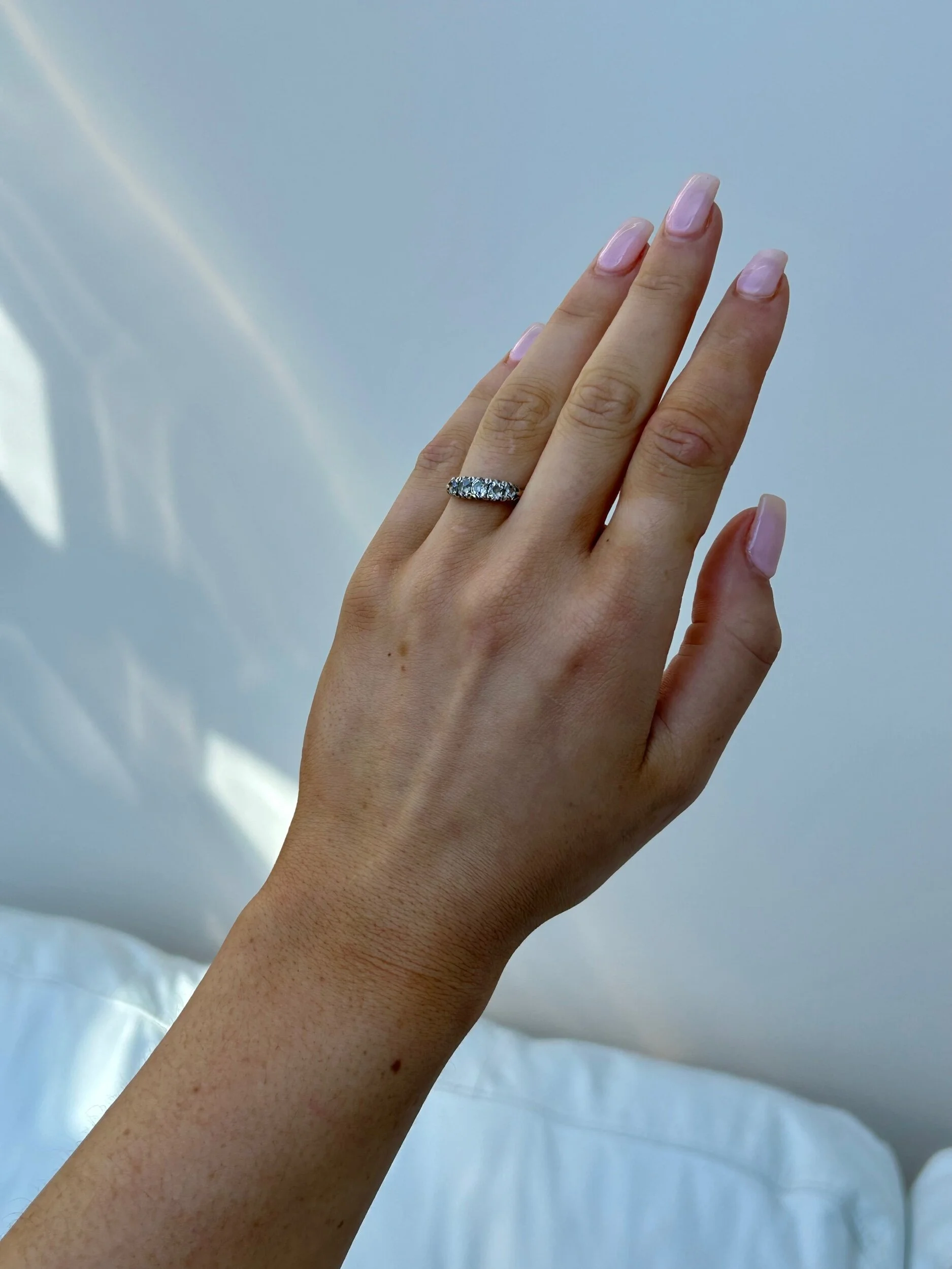 7C19A15E-1D26-42BB-82F4-FE5DD6E0095B