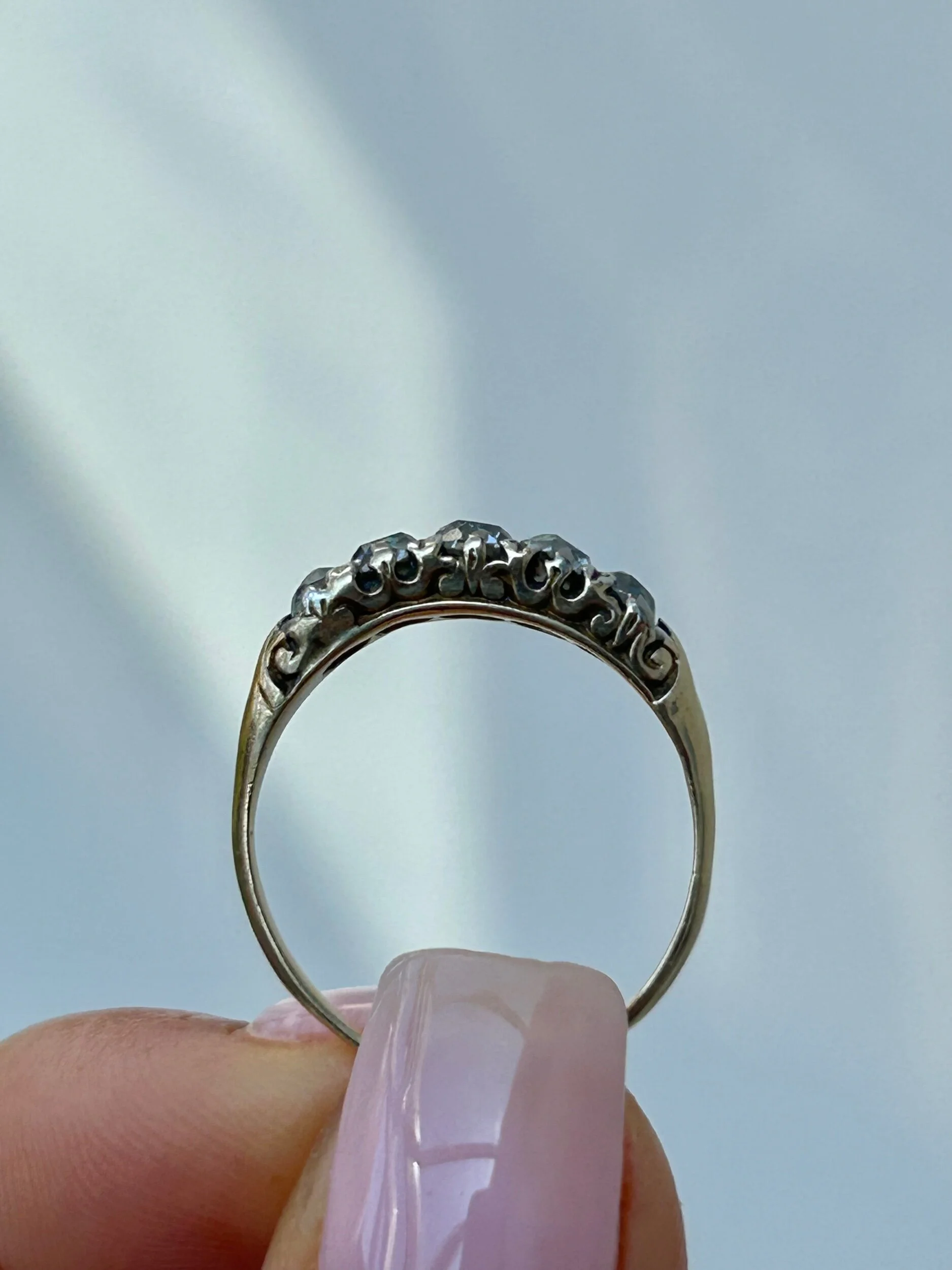 D360B2AA-472F-4C56-907E-8C3F92DB1859