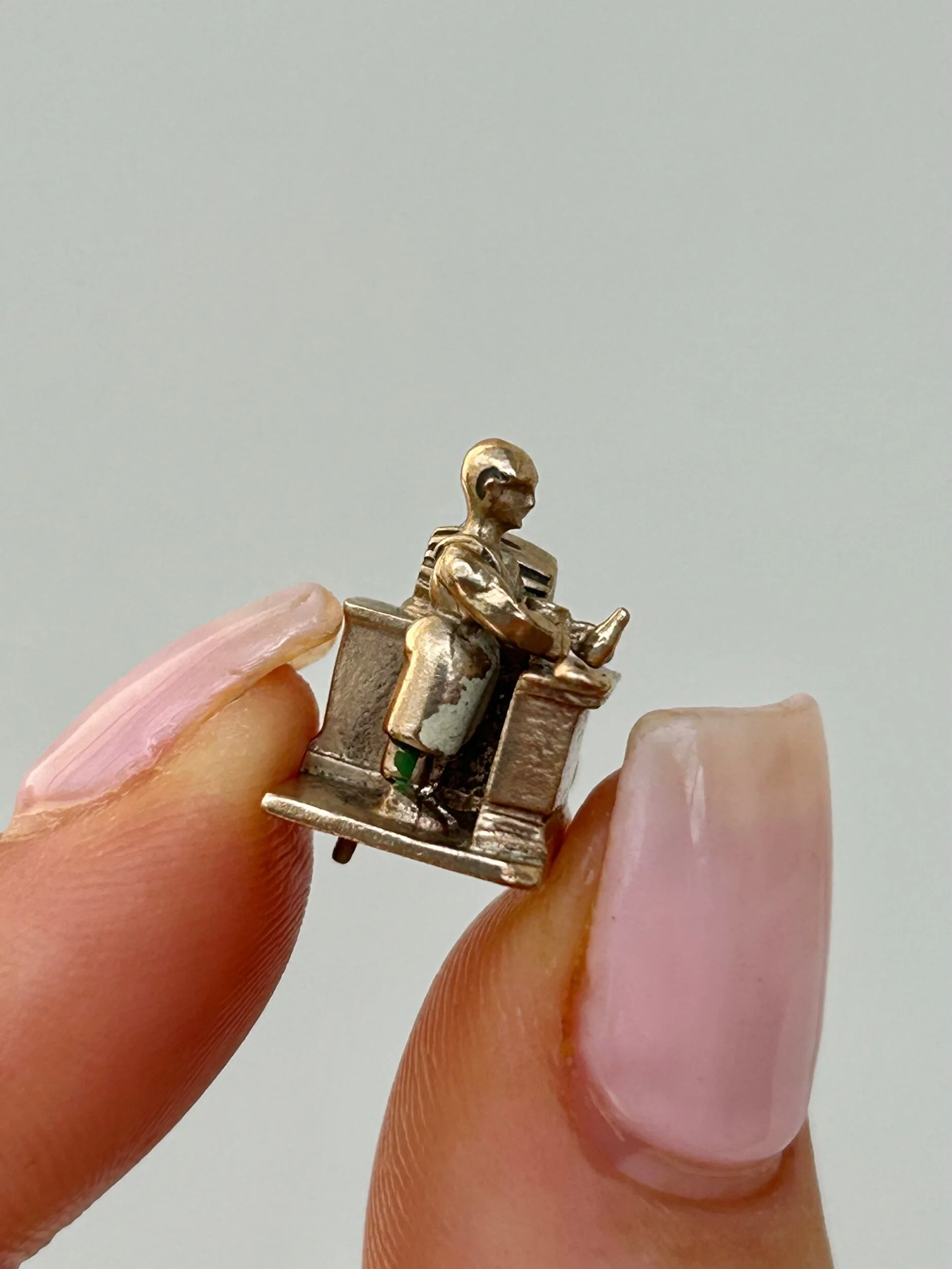 826BF0E8-0119-4D38-996A-885D9C761DD9