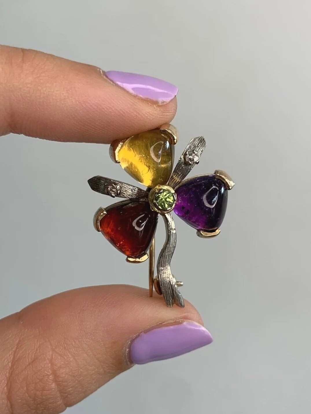 21709A05-5F39-4D81-8F33-D1457B5867F0