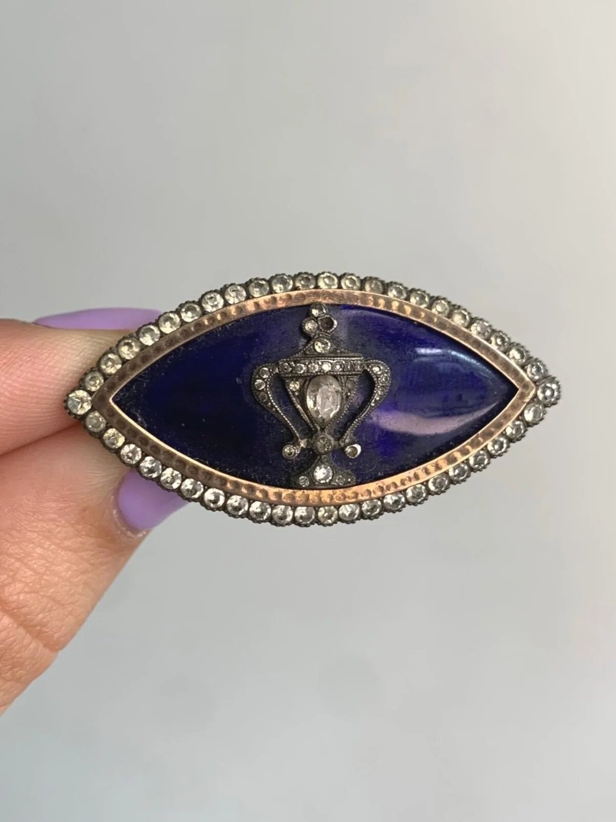 3AF25E92-E5B8-4040-BC6D-AE3EC43B907C