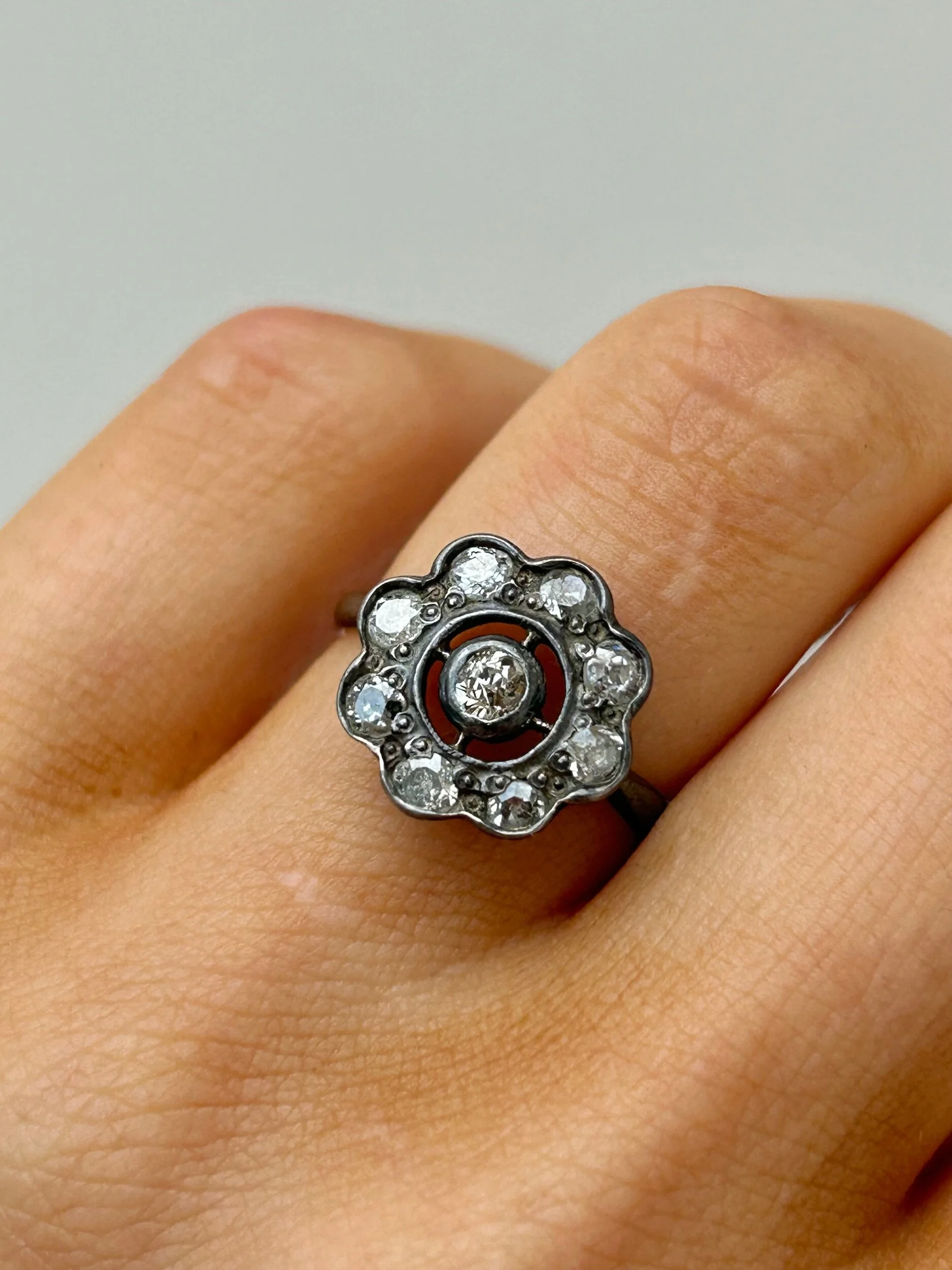 325B3D9E-C21E-485C-8E13-5C46264F592F