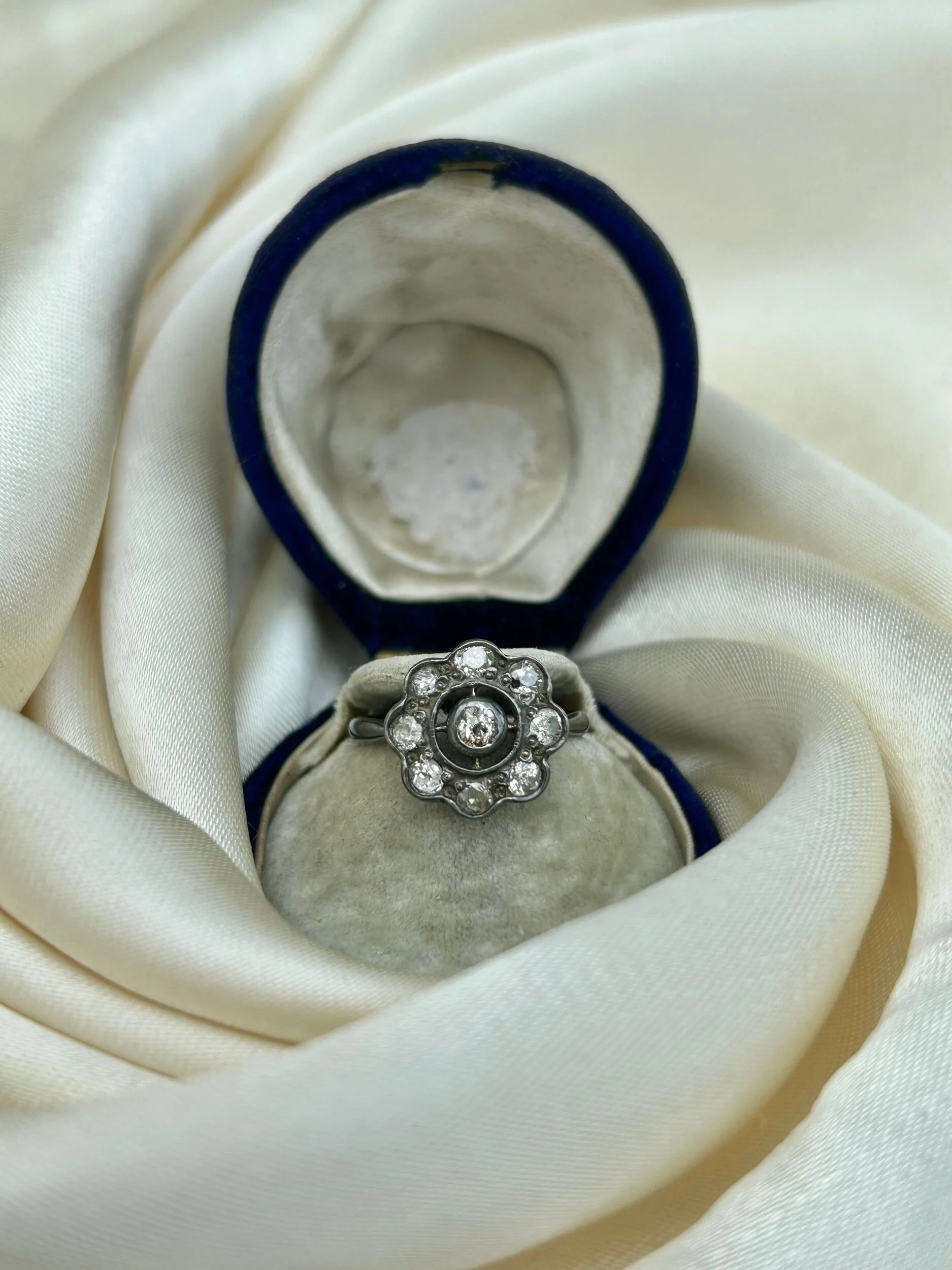 2B5D750A-99A0-4051-A98A-B4AAD2C62740