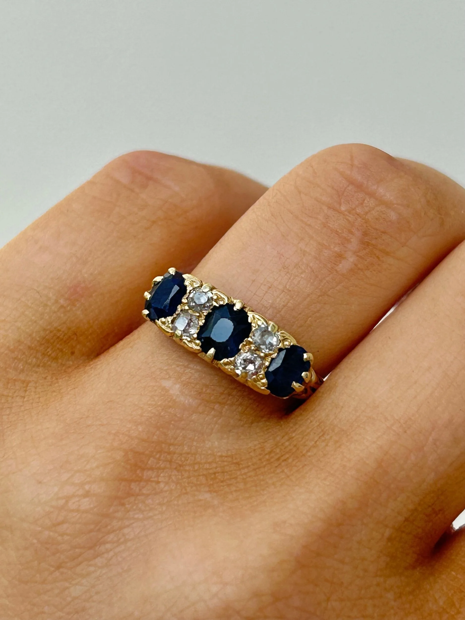 21B3F8EA-8CCD-4C1D-B51C-53063BE5B20F