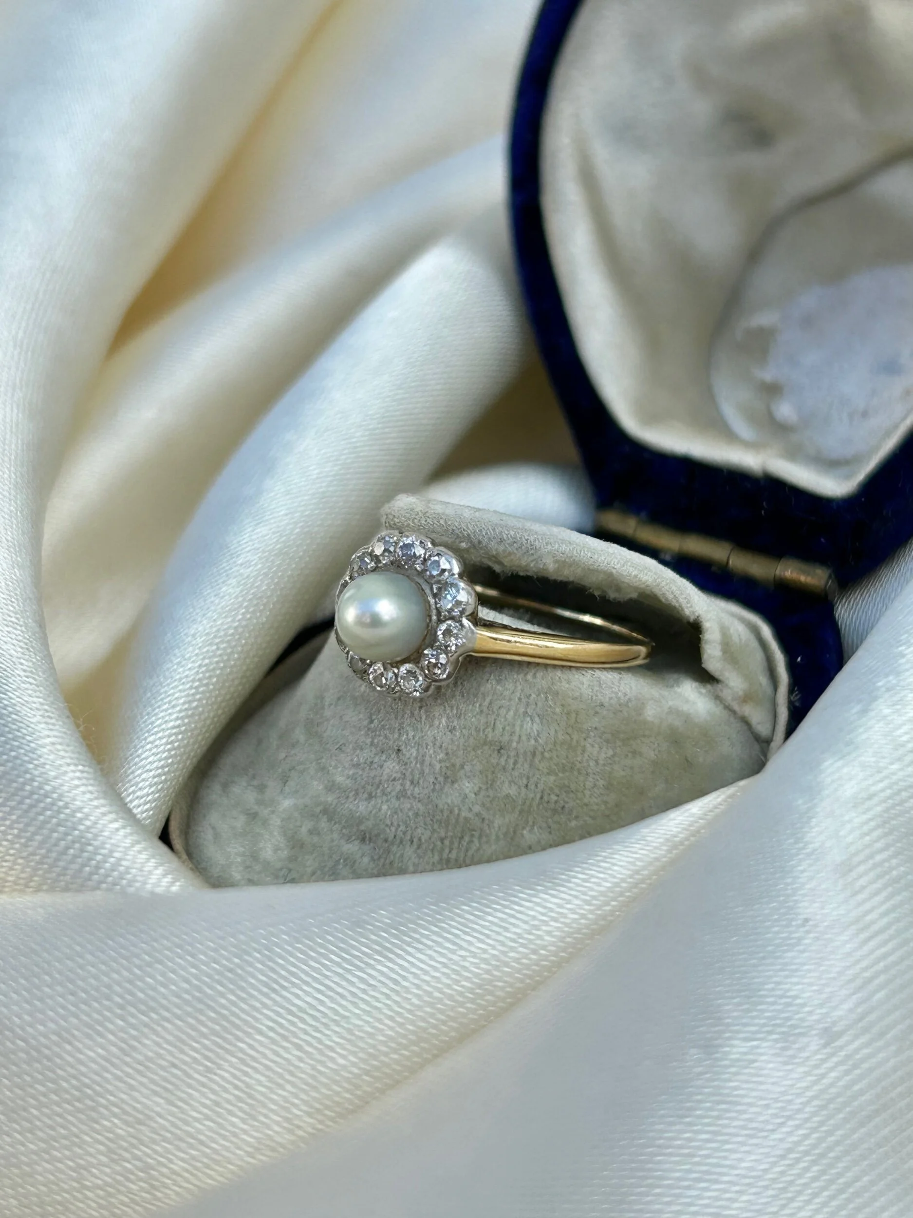 CA6BAAB0-462F-4CBE-8C8F-2E72DE47A812