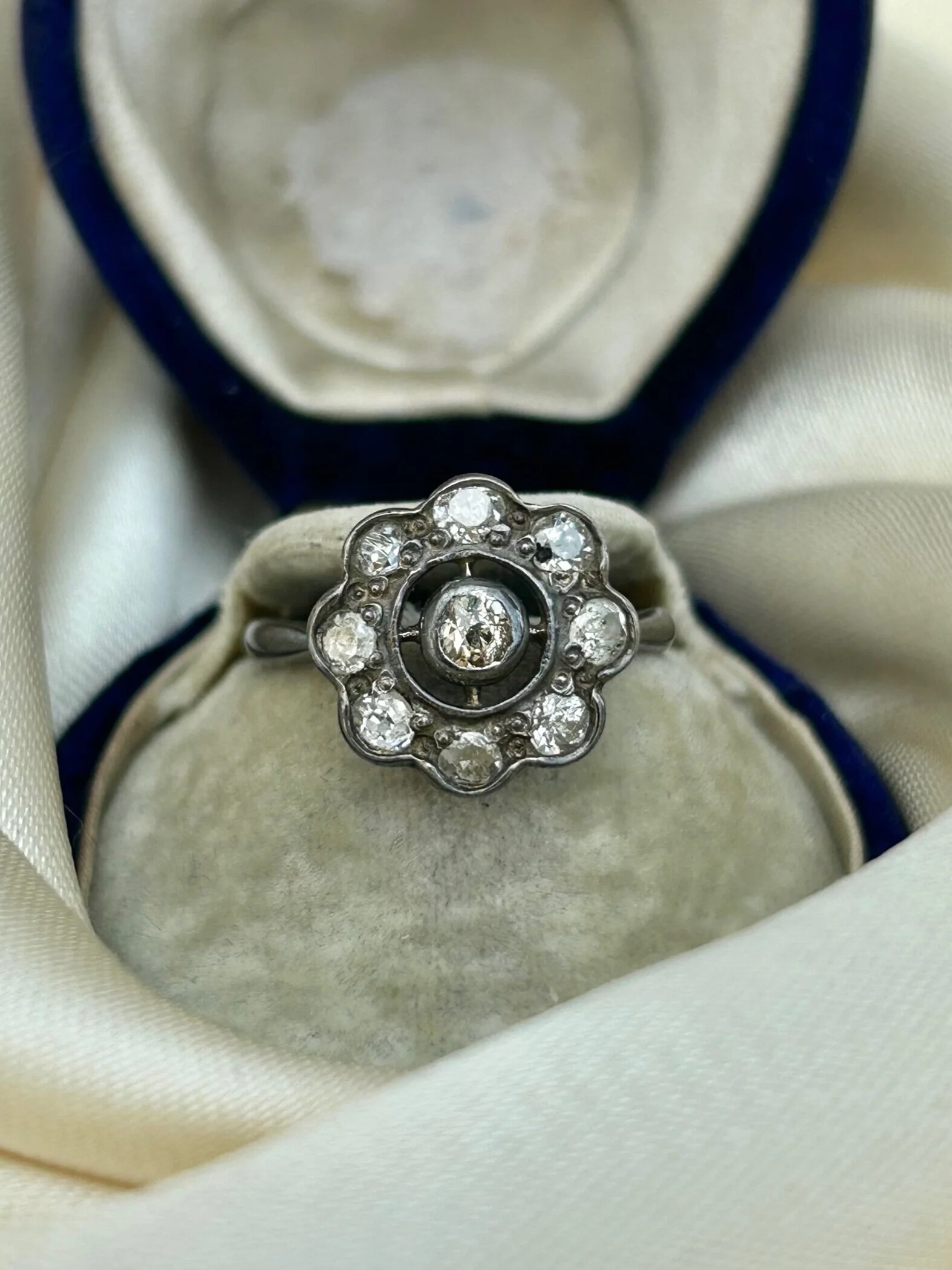 29785923-DC25-47B5-B02E-0C4FBA731F28