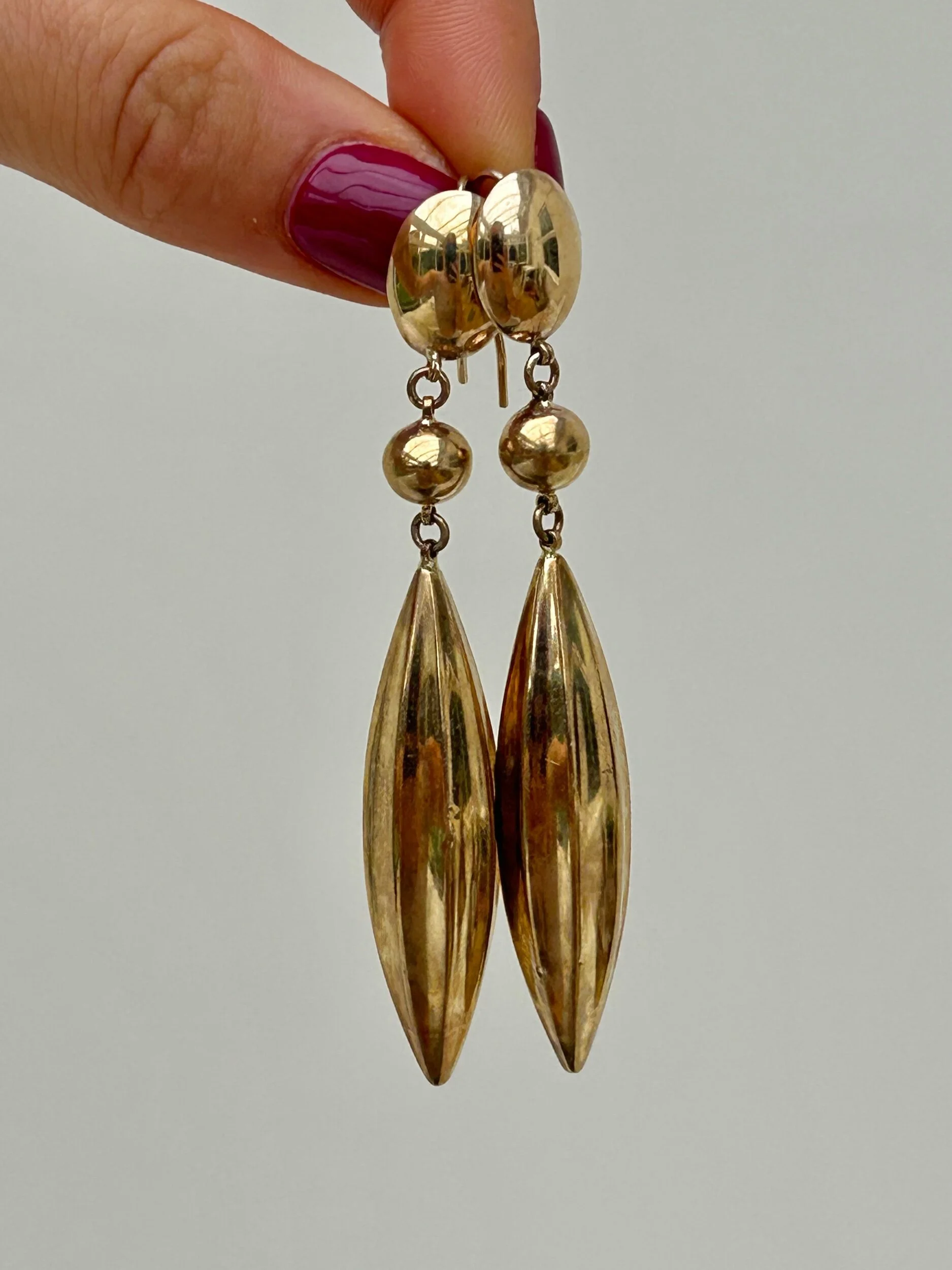 1FE28A8D-BFB2-4543-A8D3-822DB13D51C1