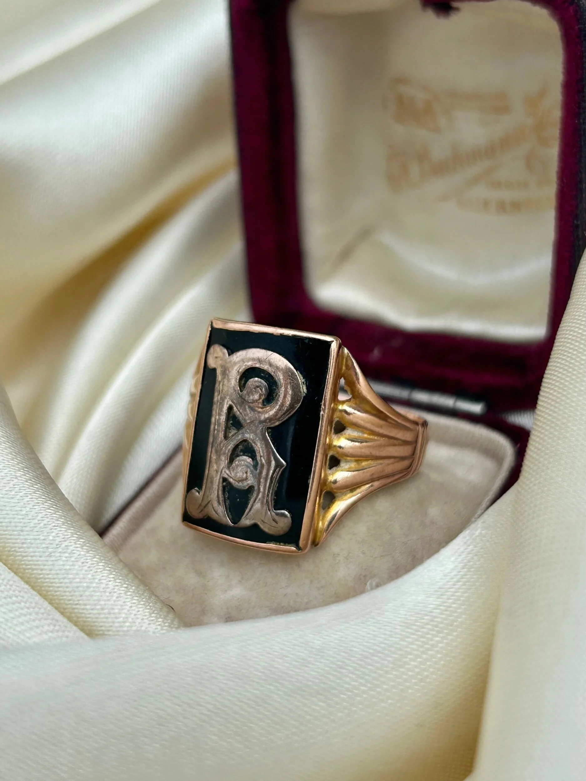 77C840D0-DC61-4C1C-A484-C3414C4B5EB5