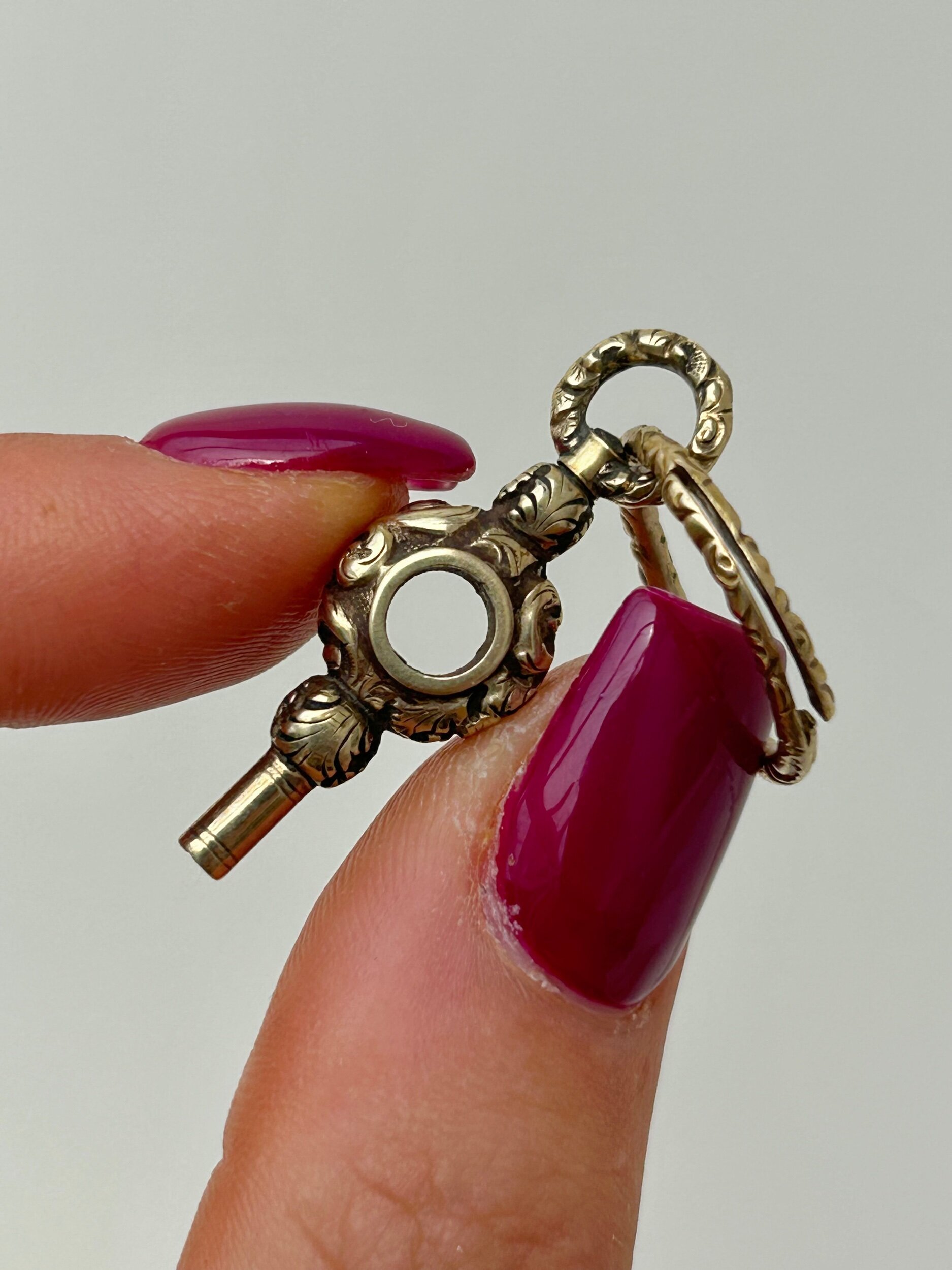 EBB36983-9750-40D1-A99A-F2D122806AEA